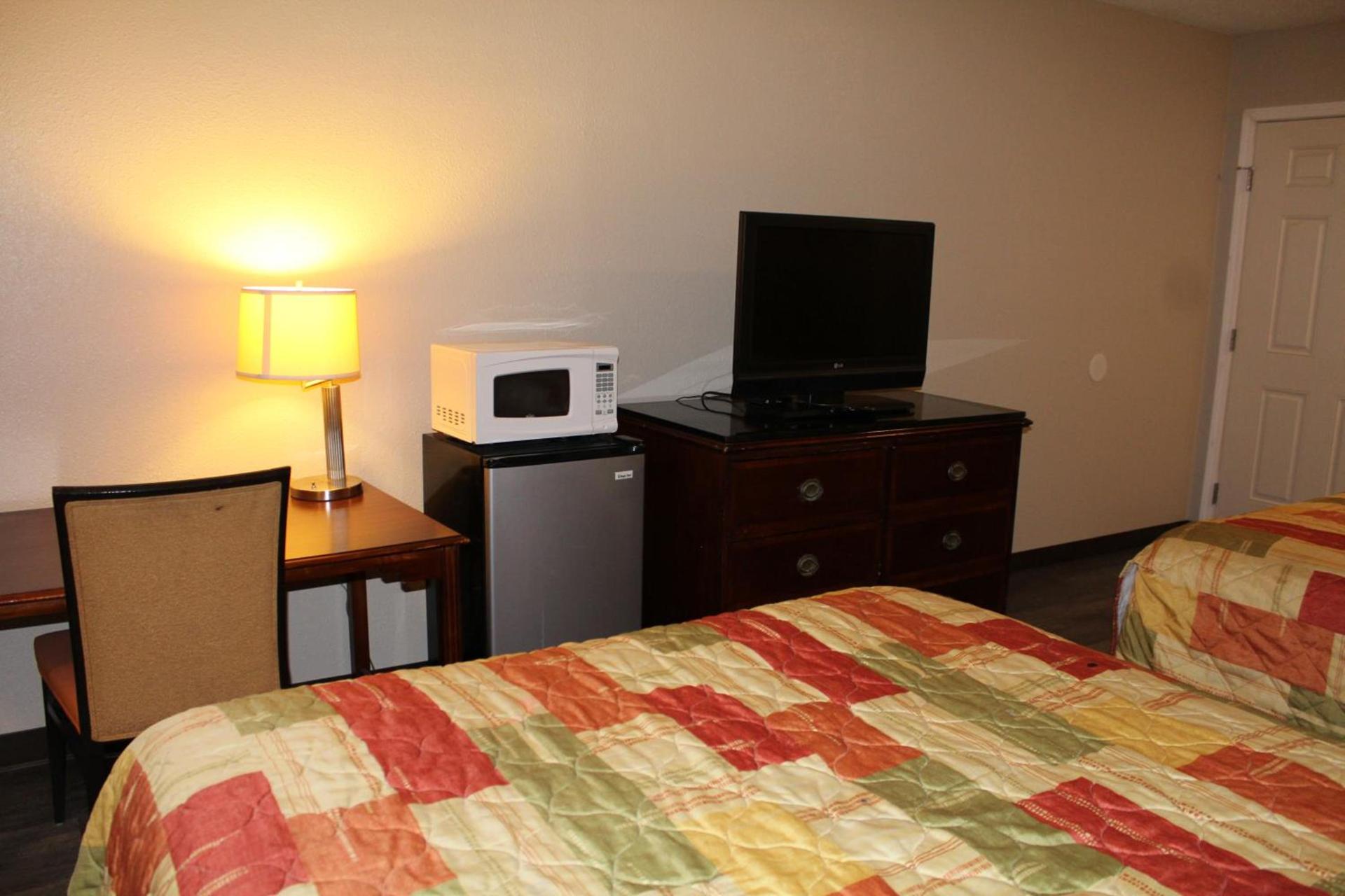 Regency Inn photo 10