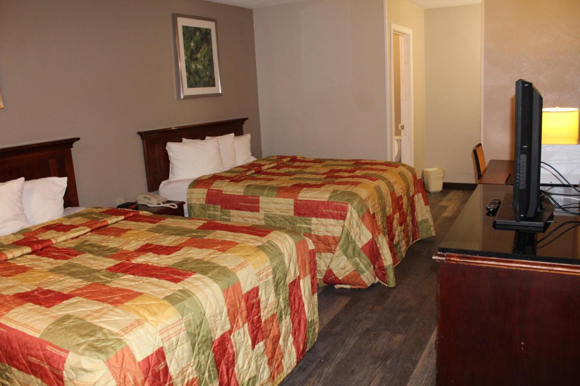 Regency Inn photo 9