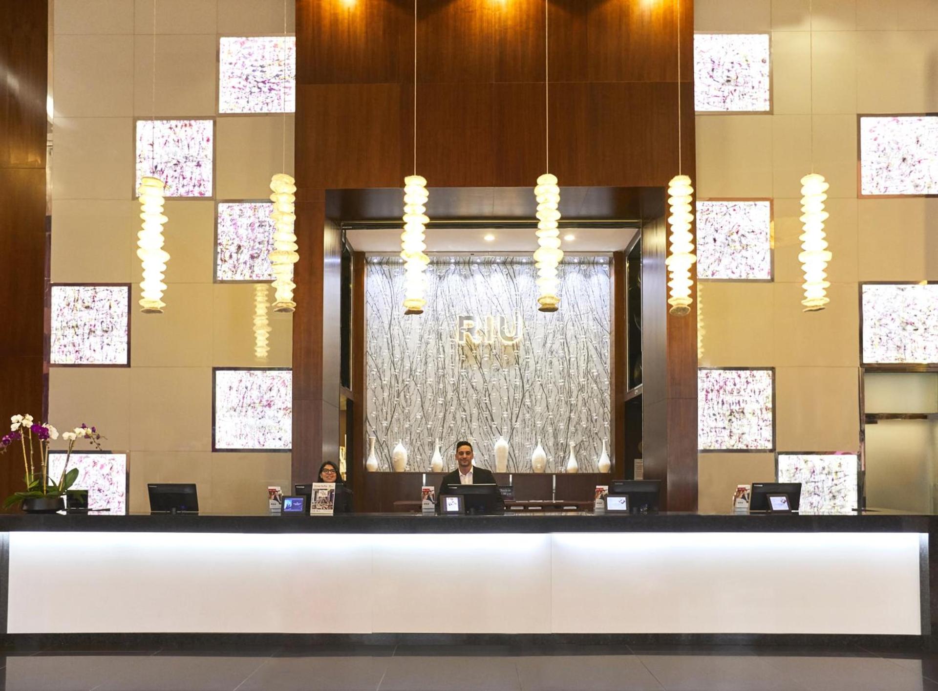 Riu Plaza New York Times Square photo 3