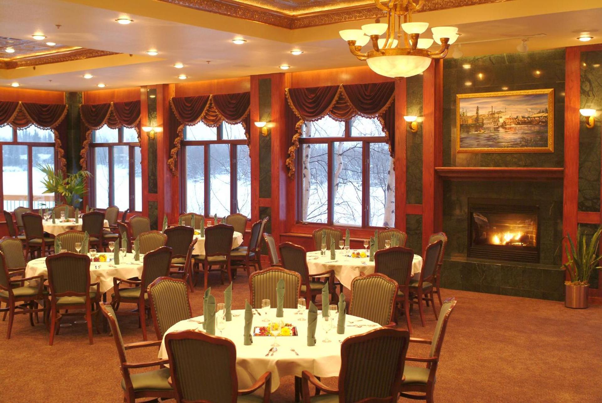 Pike's Waterfront Lodge photo 6