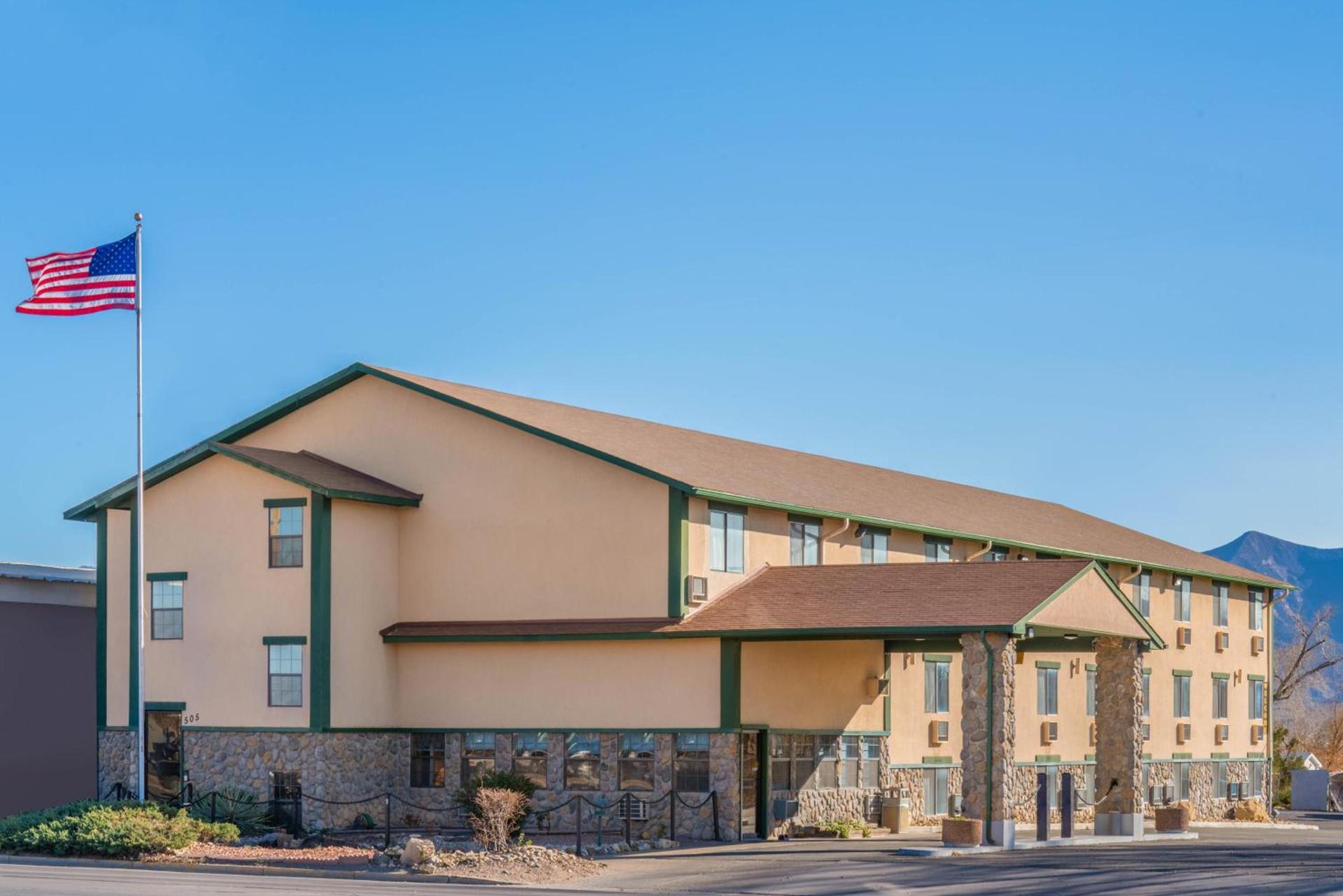 Super 8 by Wyndham Cortez/Mesa Verde Area photo 34