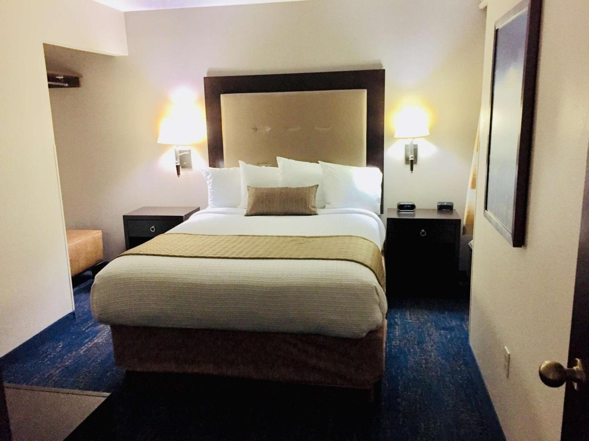 Best Western Plus Portland Airport Hotel & Suites photo 11