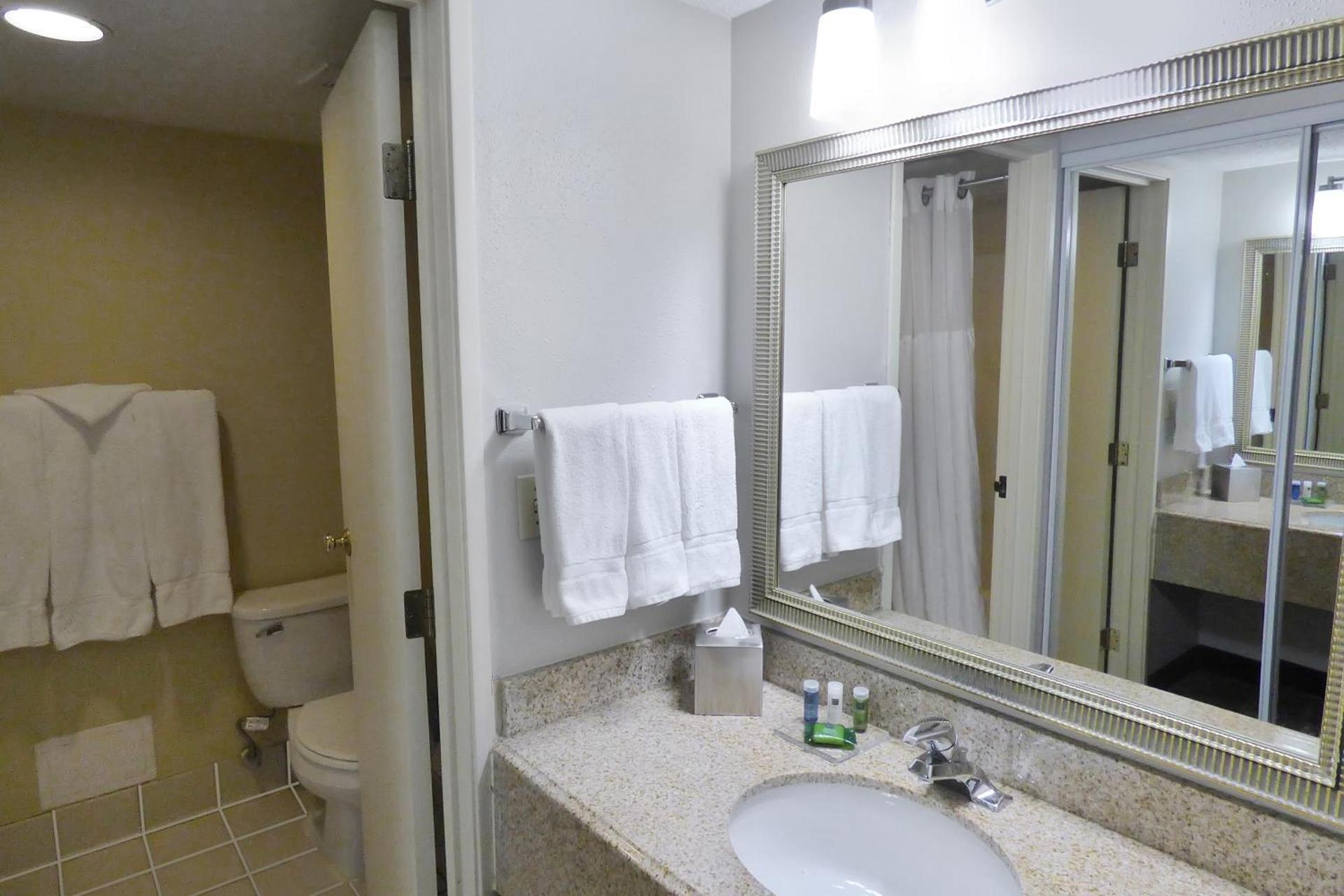 Radisson Akron-Fairlawn Copley photo 37