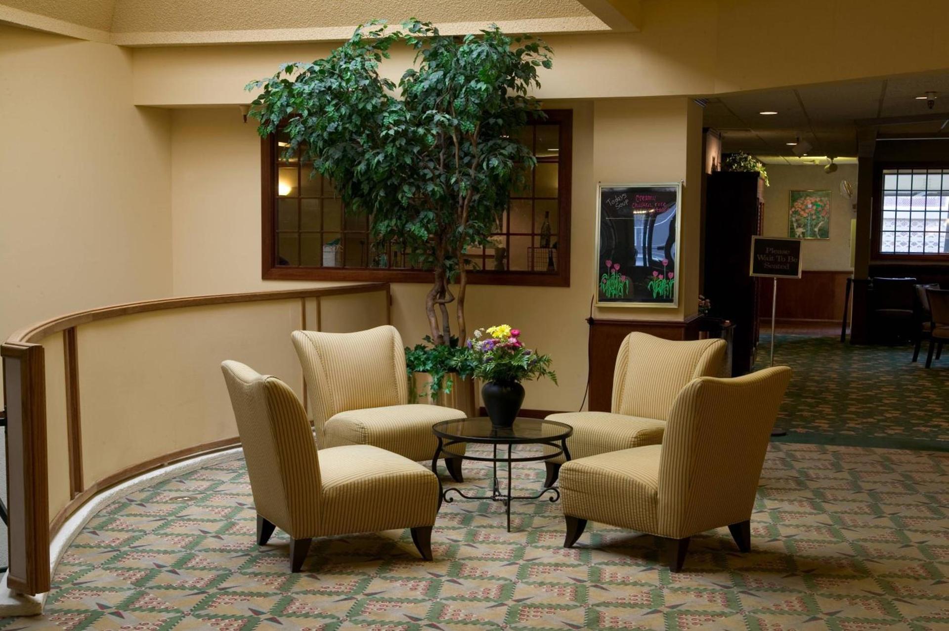 Red Lion Hotel Yakima Center photo 30