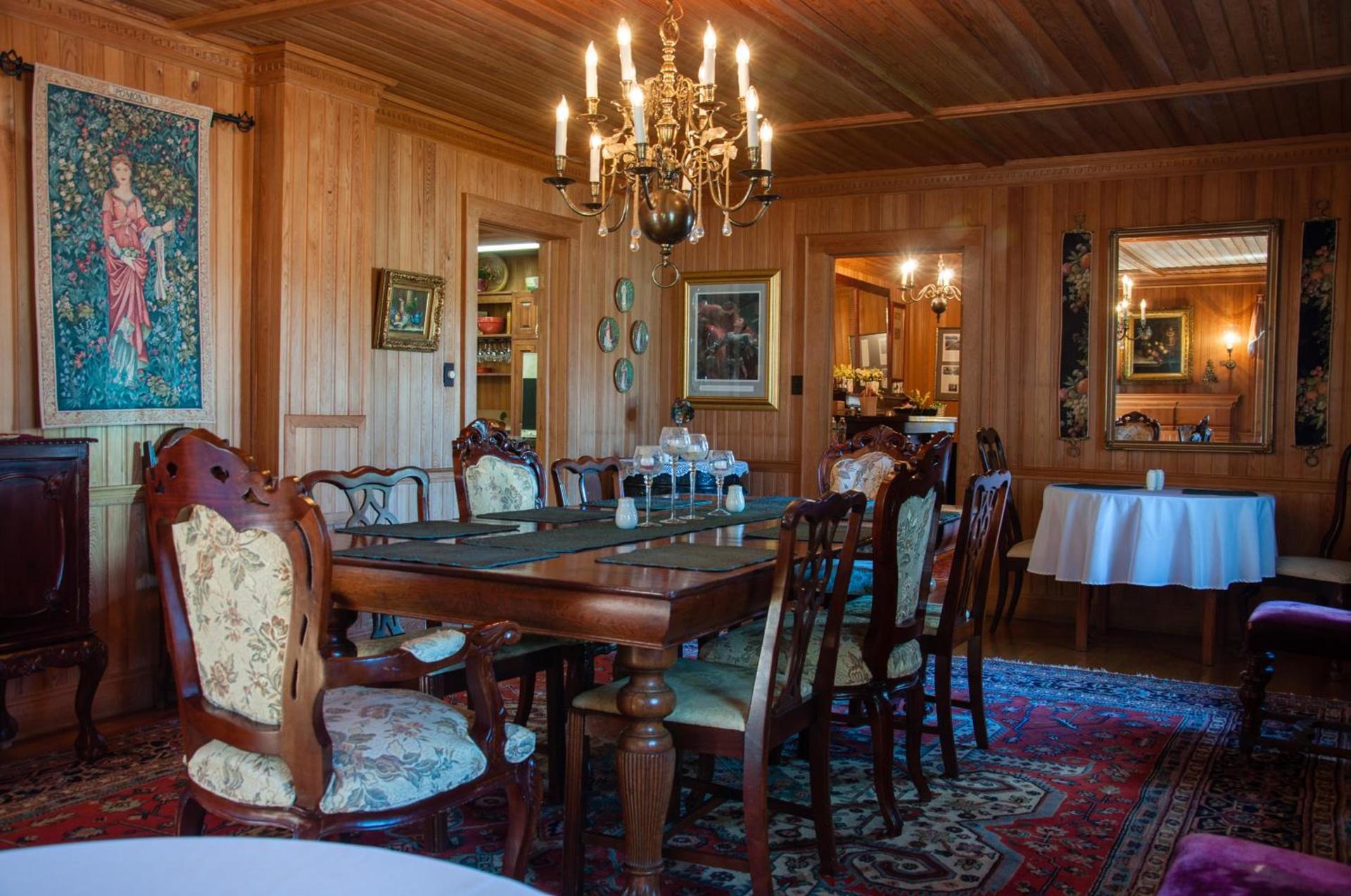 The Castle Inn at Silver Lake photo 6