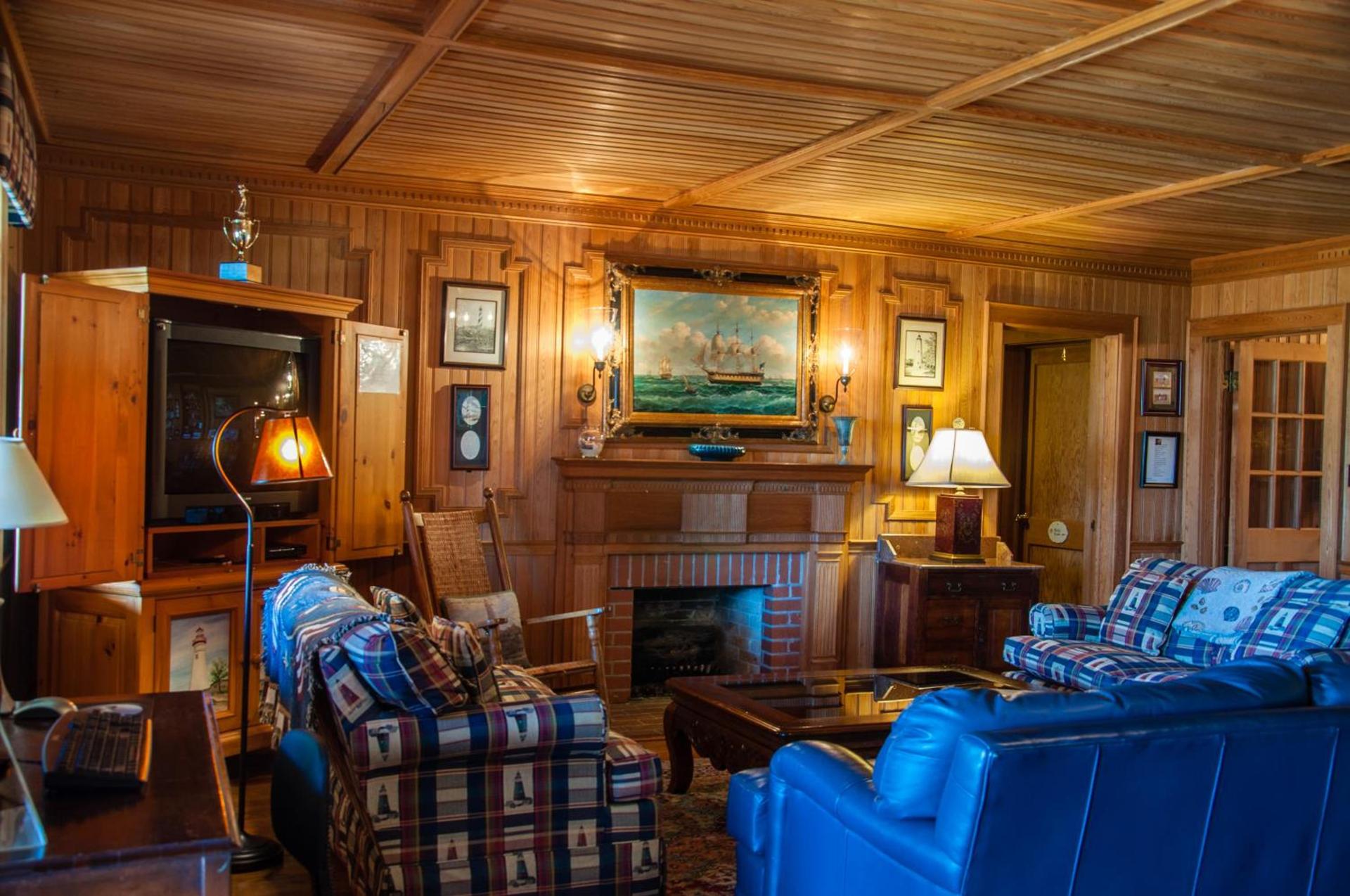 The Castle Inn at Silver Lake photo 9