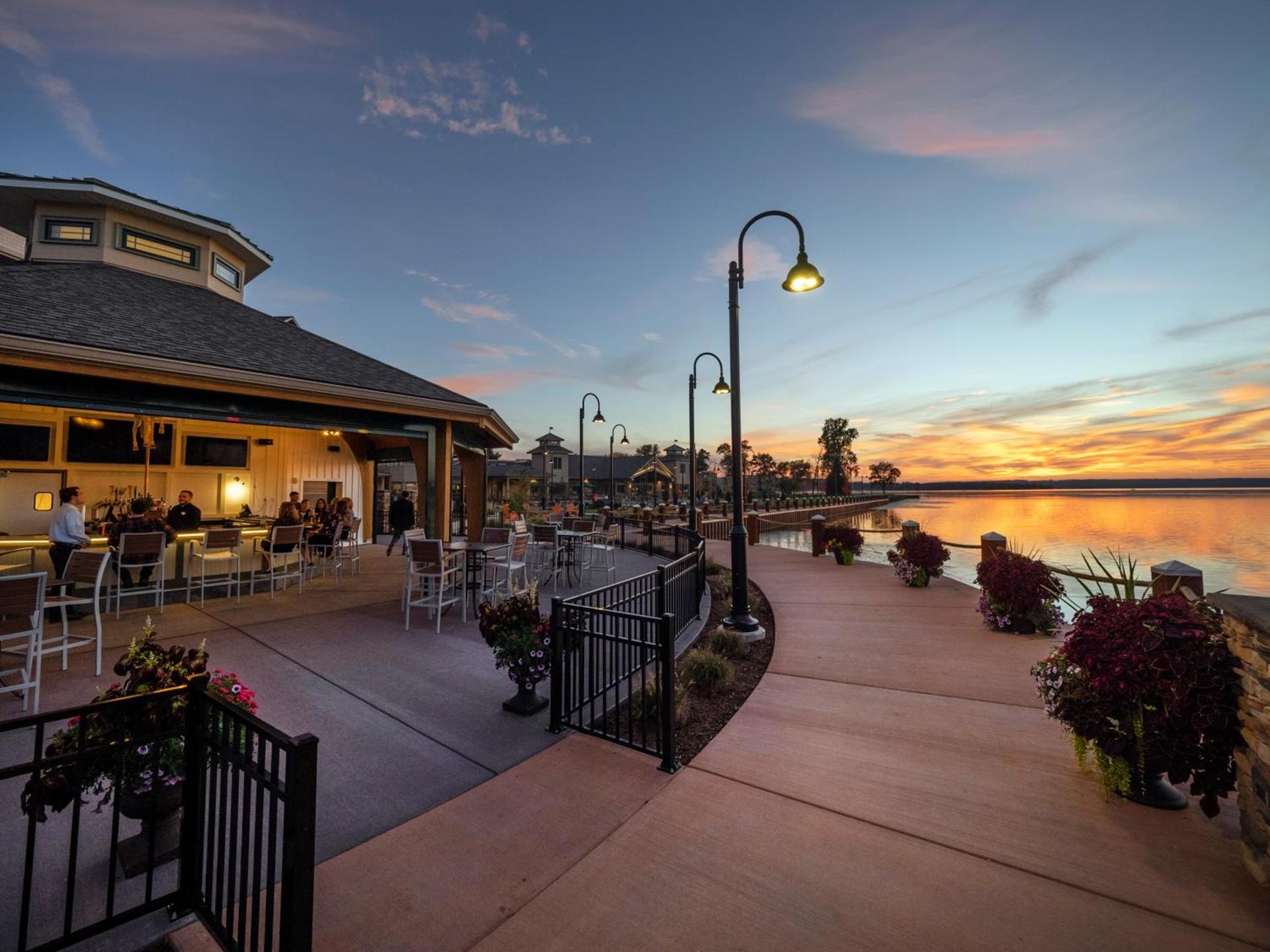 Chautauqua Harbor Hotel - Jamestown photo 17