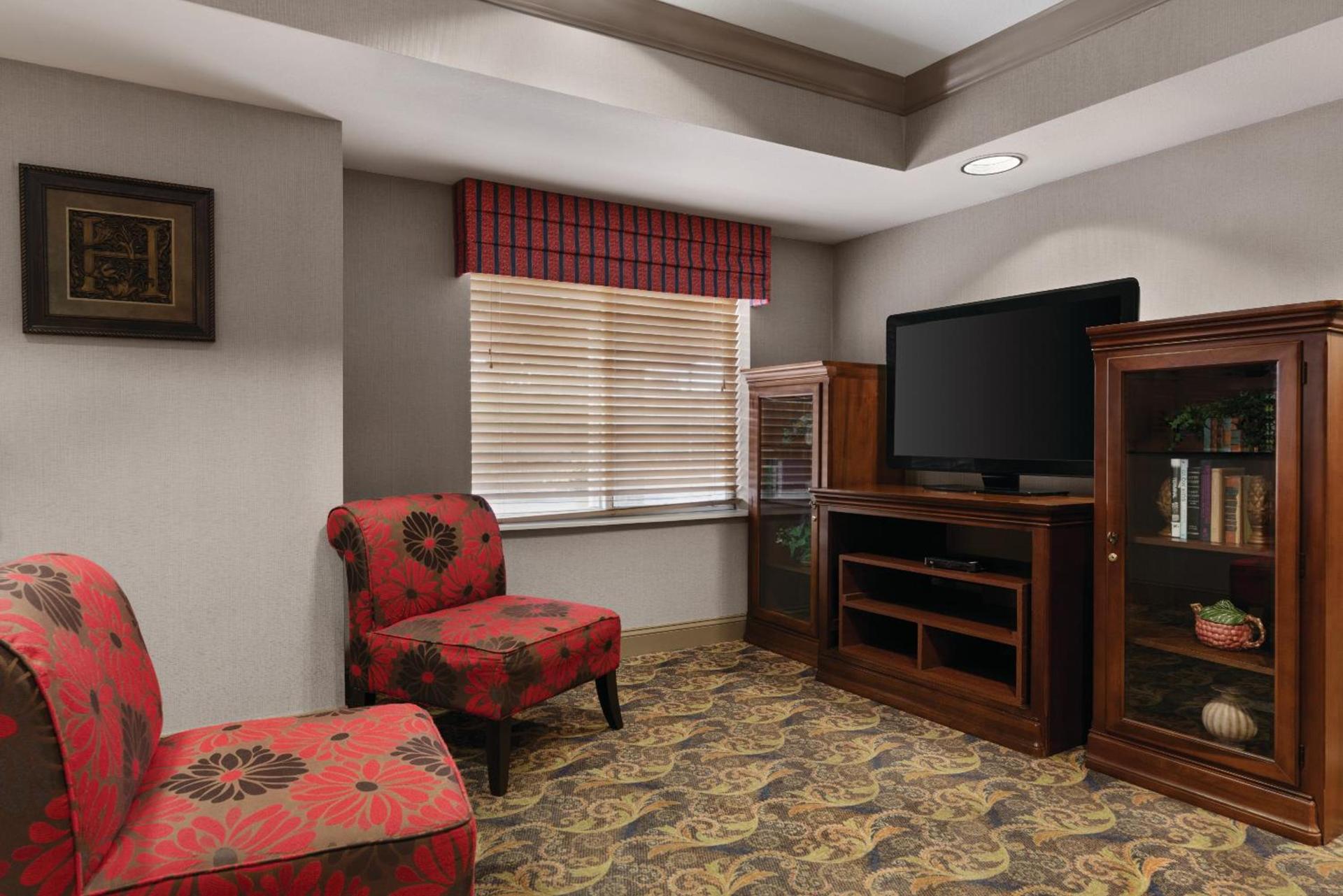Lancaster Suites photo 7