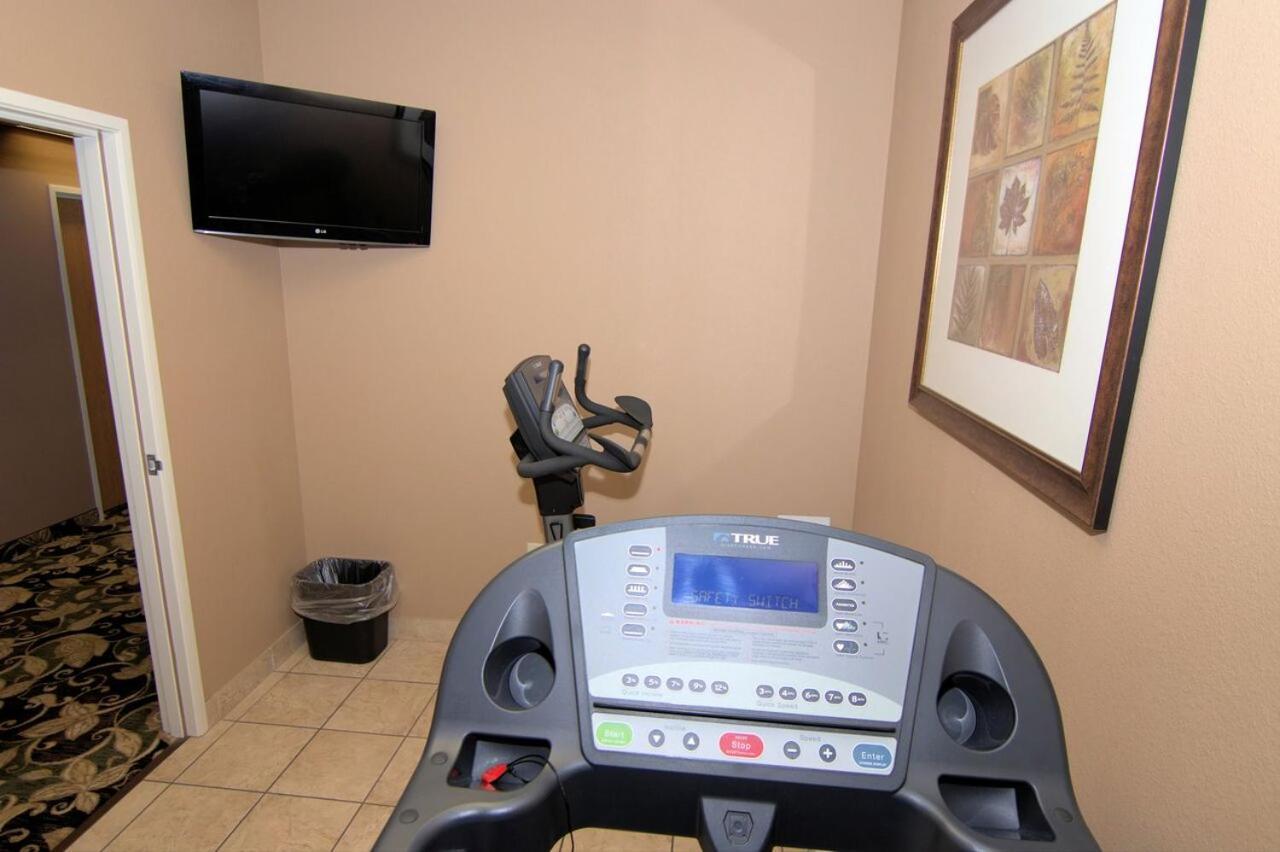 Rock Island Inn & Suites photo 30