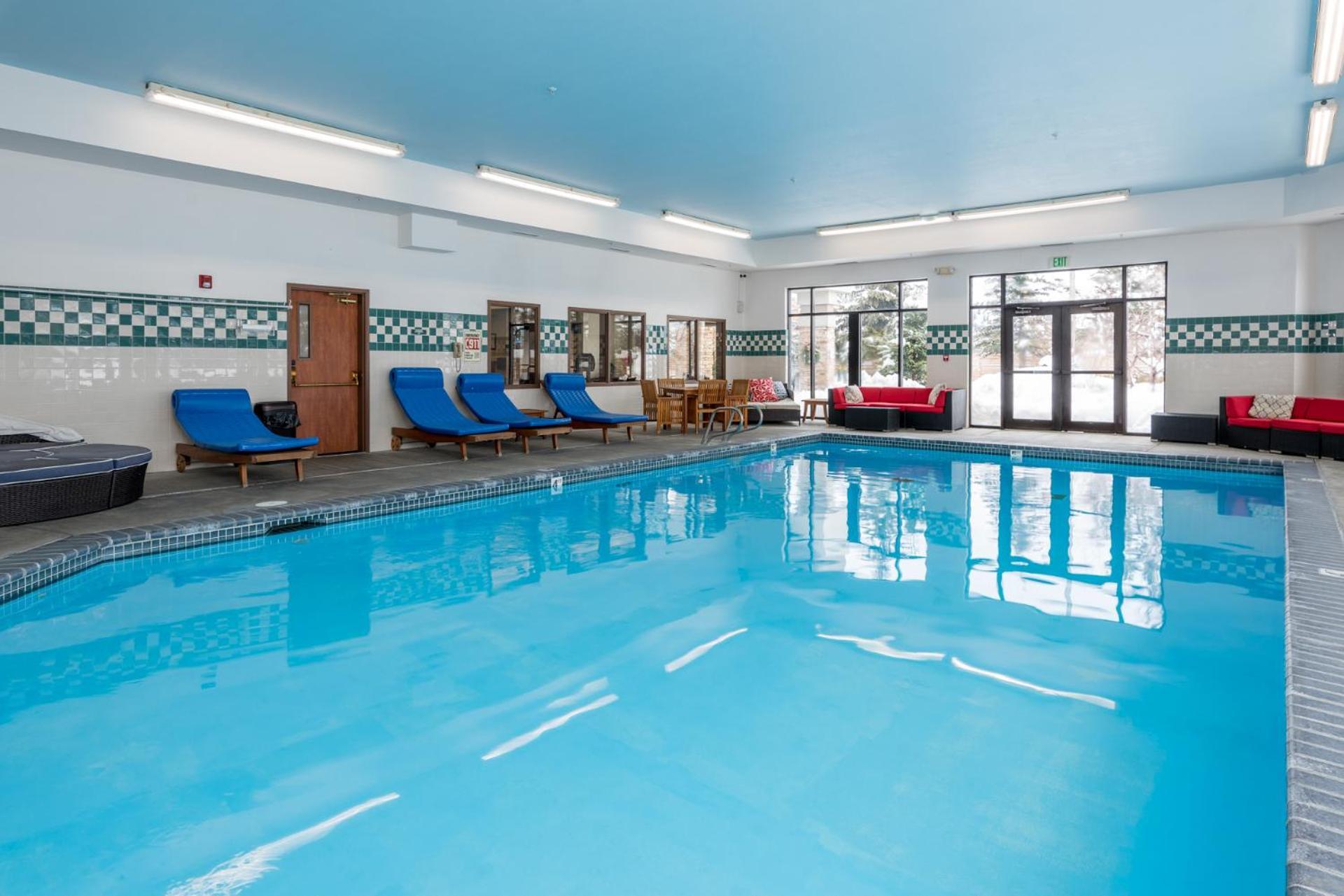 Wood River Inn & Suite photo 60