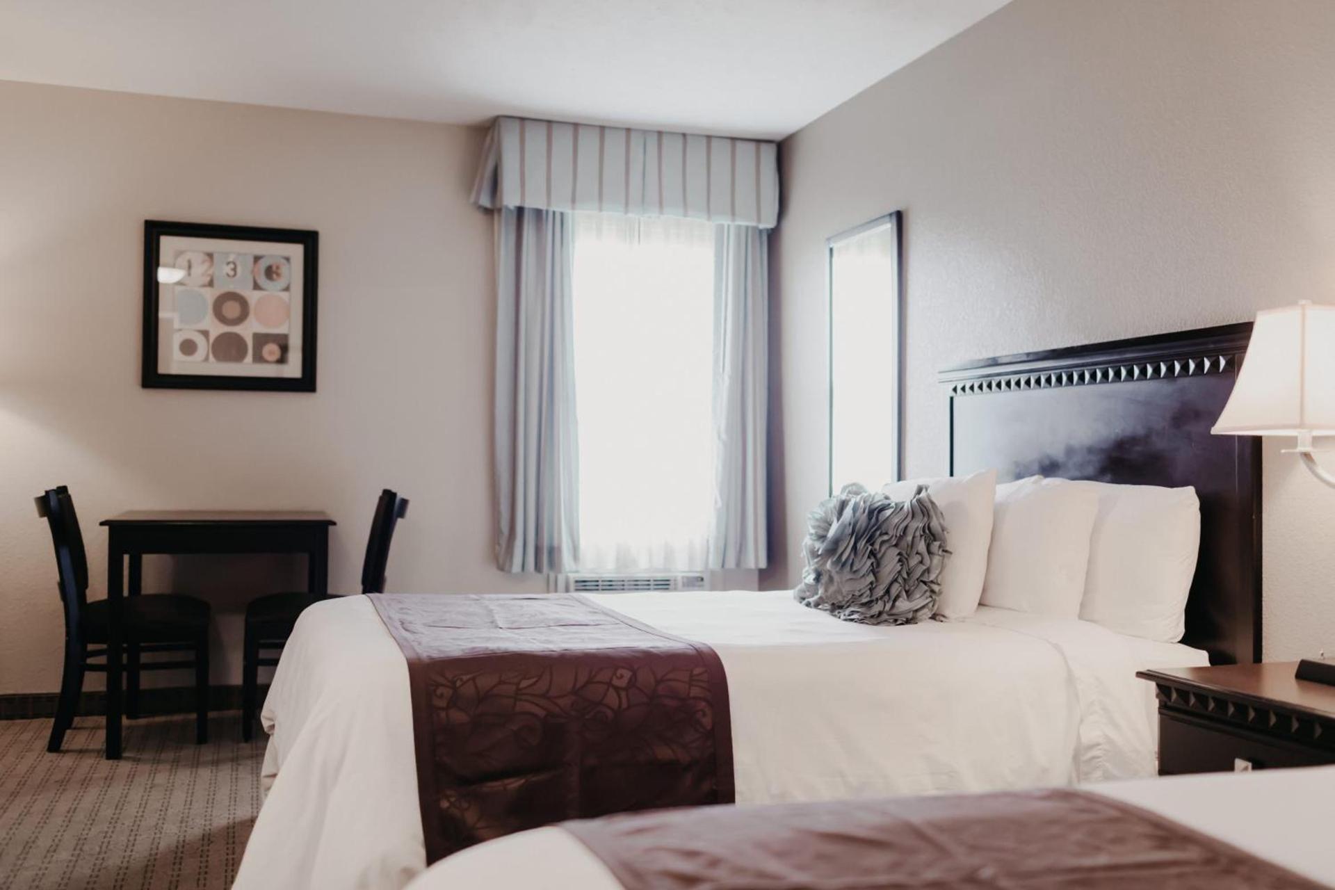 Eastland Suites Hotel & Conference Ctr, Trademark by Wyndham photo 26