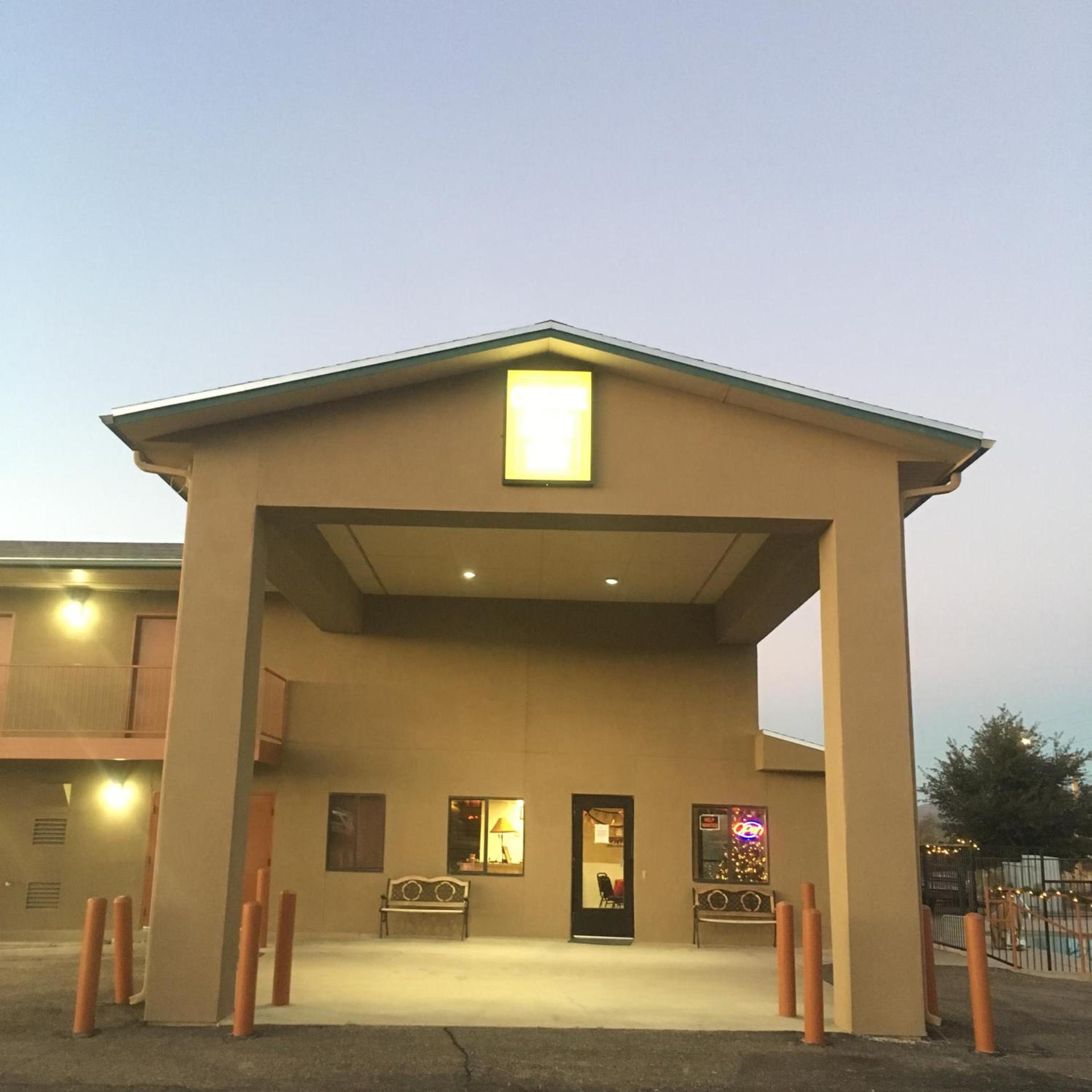 COPPER STAY INN Benson AZ I-10 Exit 304 photo 5