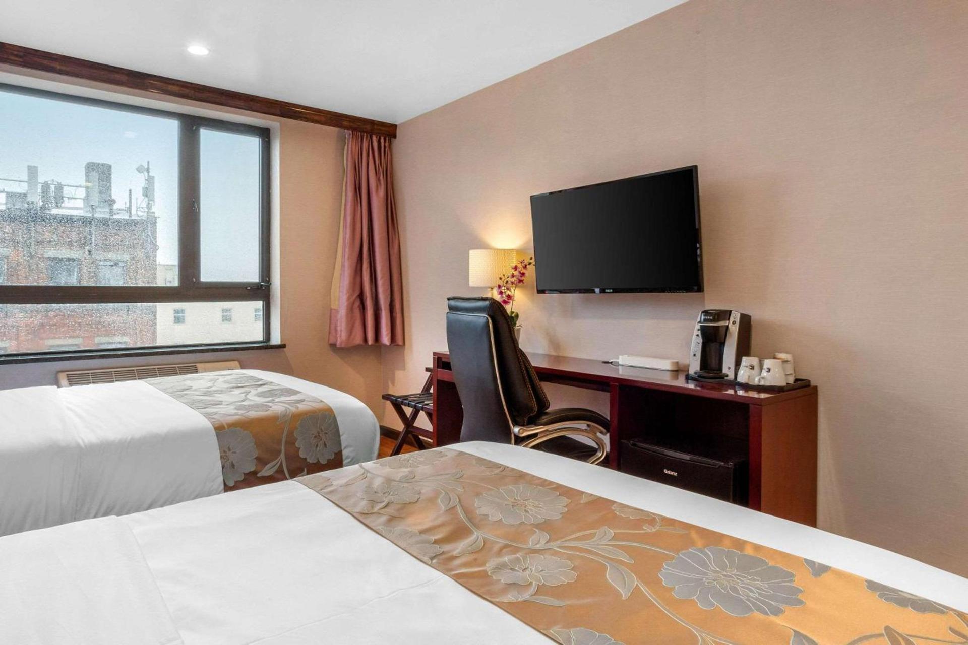 The L Hotel photo 15