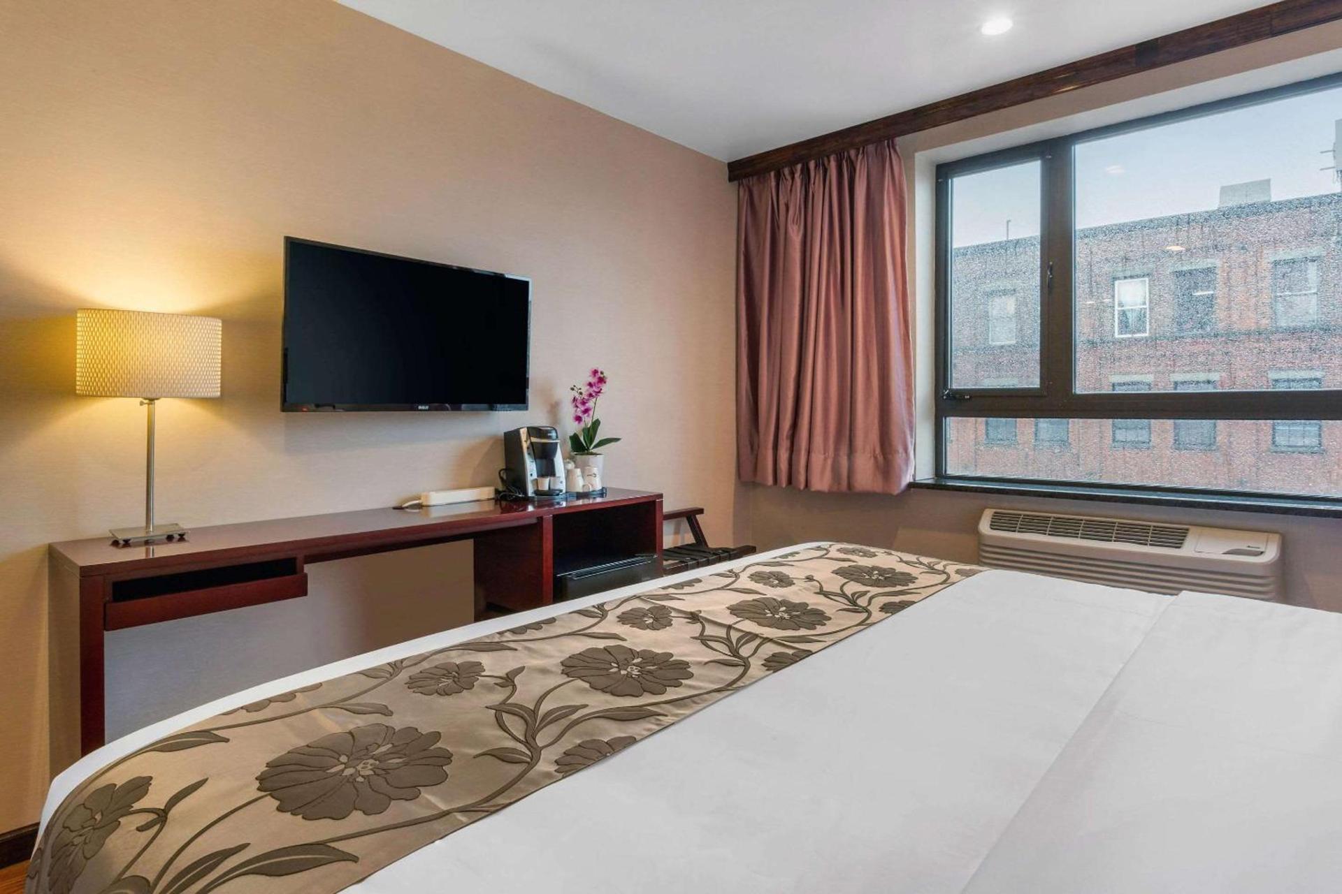 The L Hotel photo 12