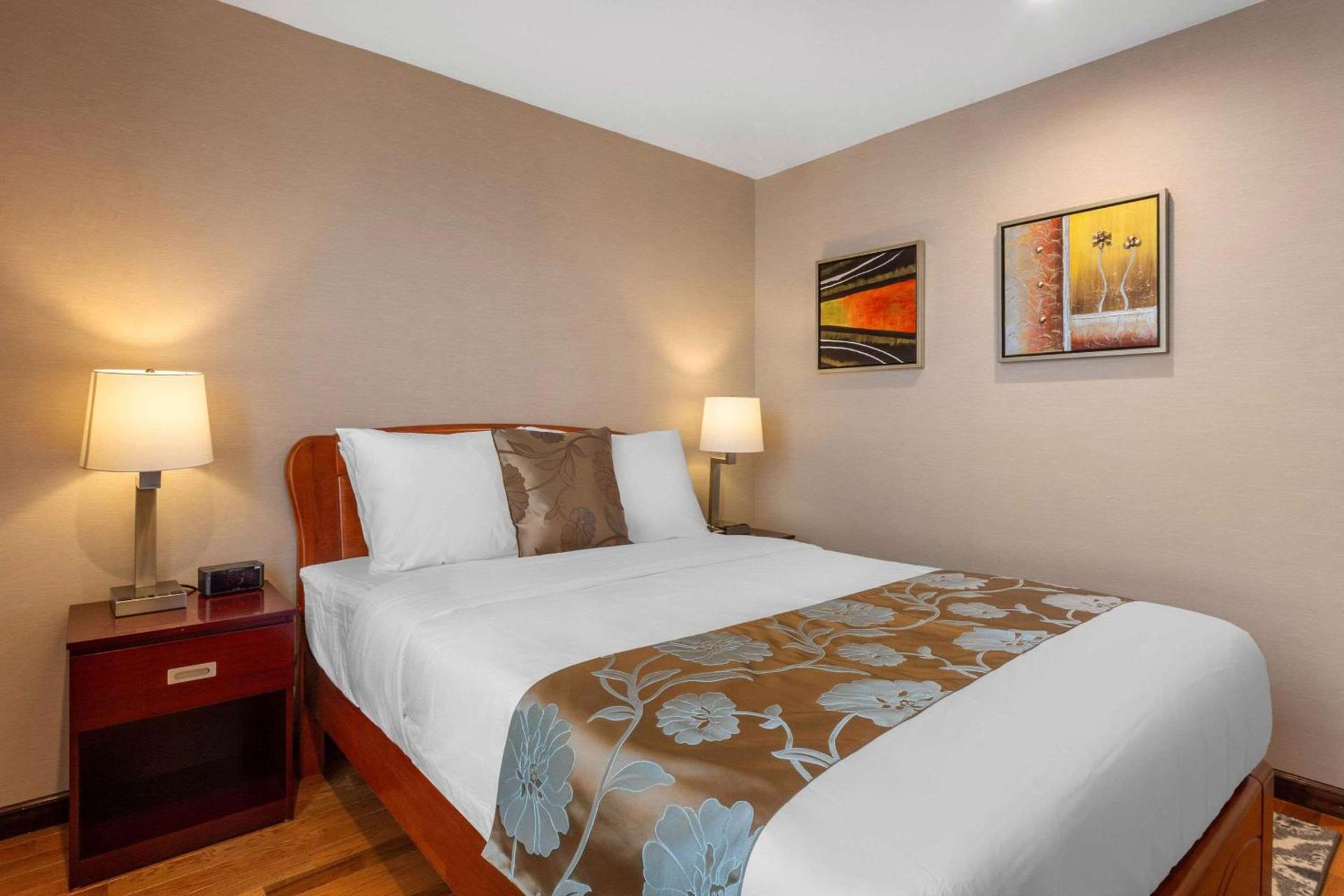 The L Hotel photo 31