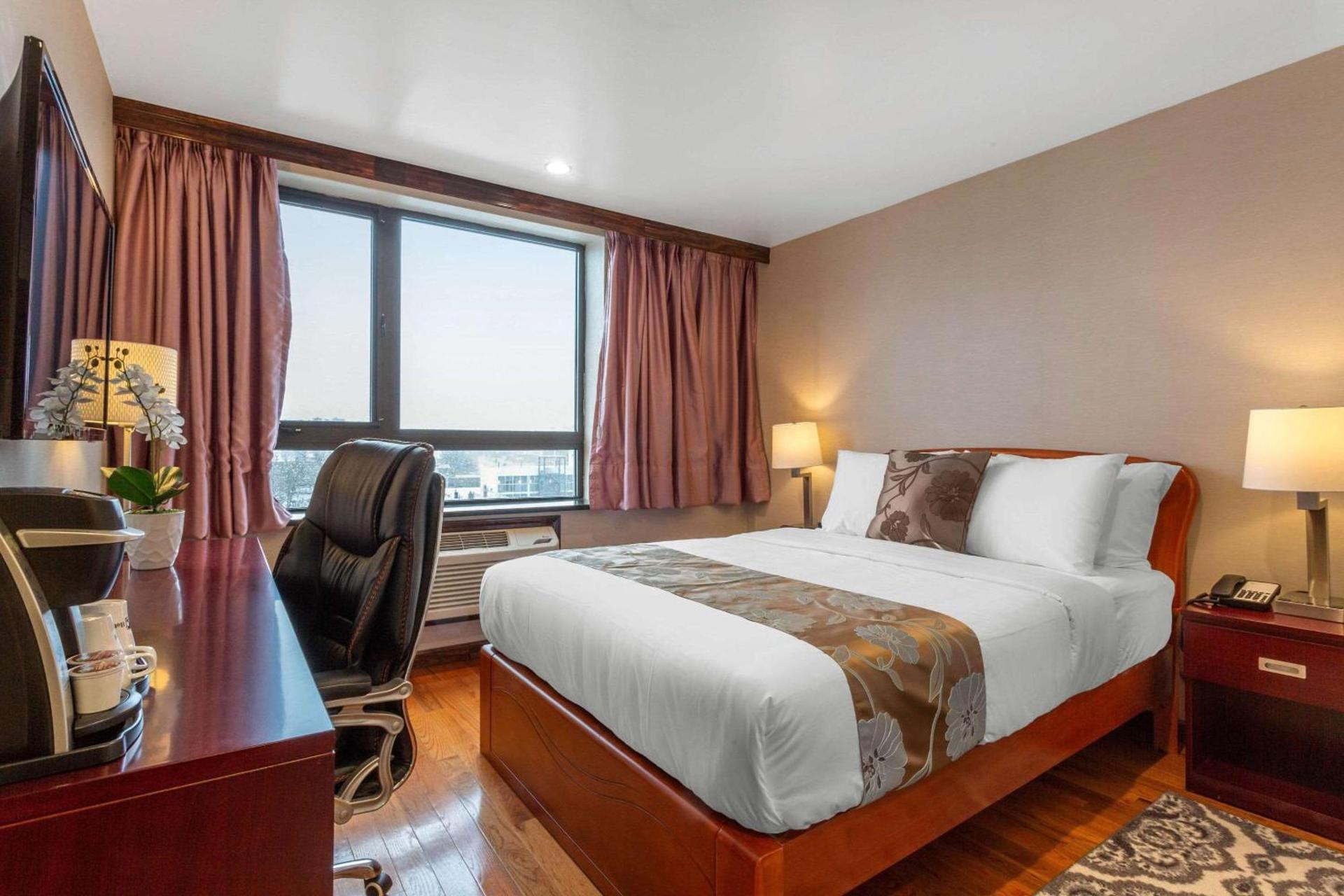 The L Hotel photo 29