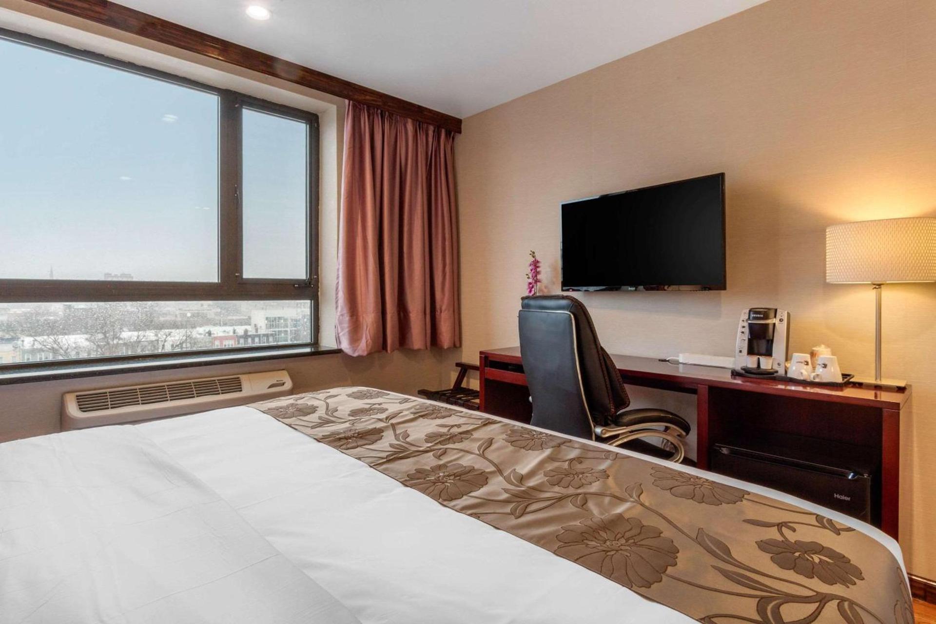 The L Hotel photo 26