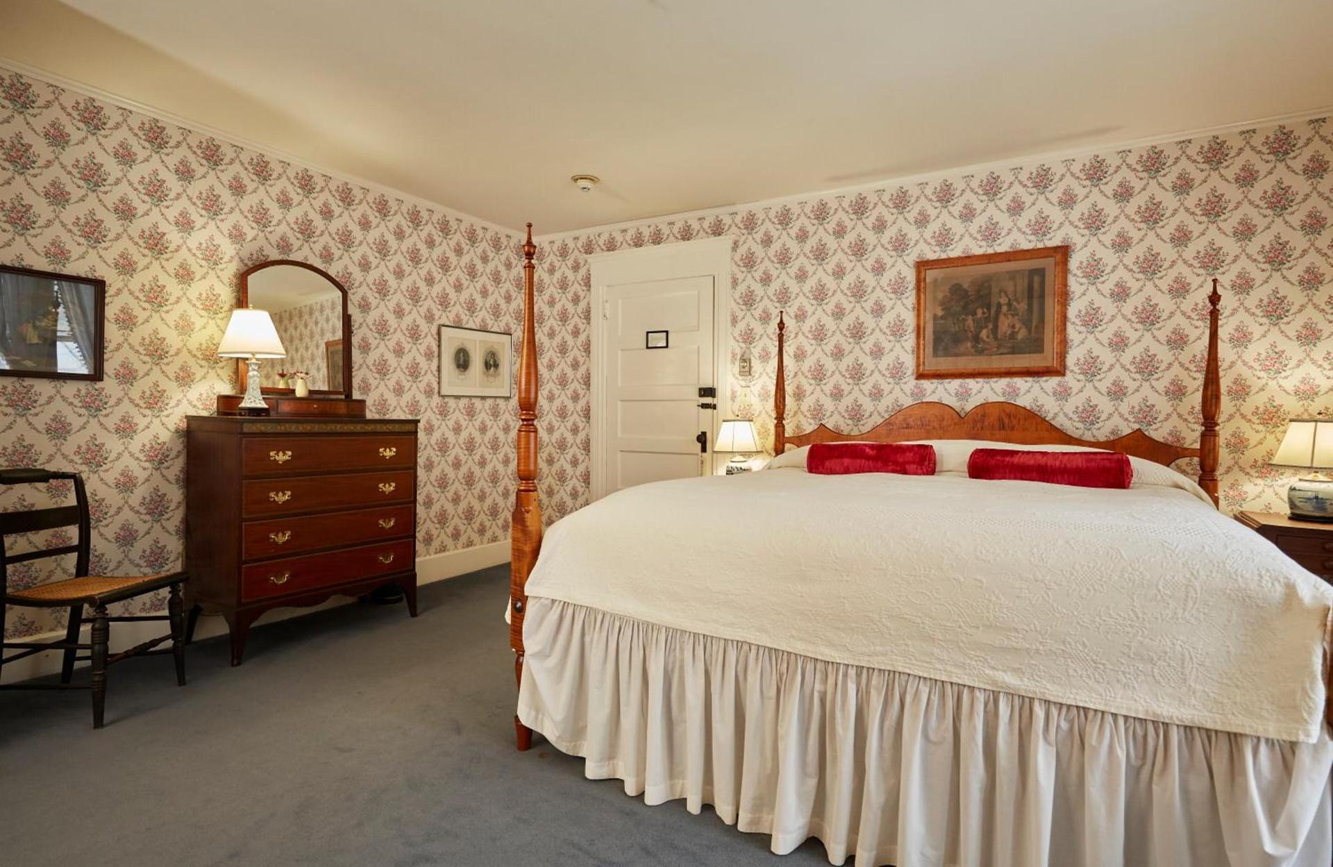 The Red Lion Inn photo 68