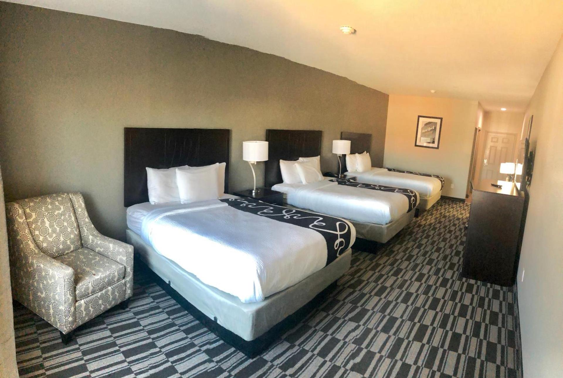 Catoosa Inn & Suites photo 23