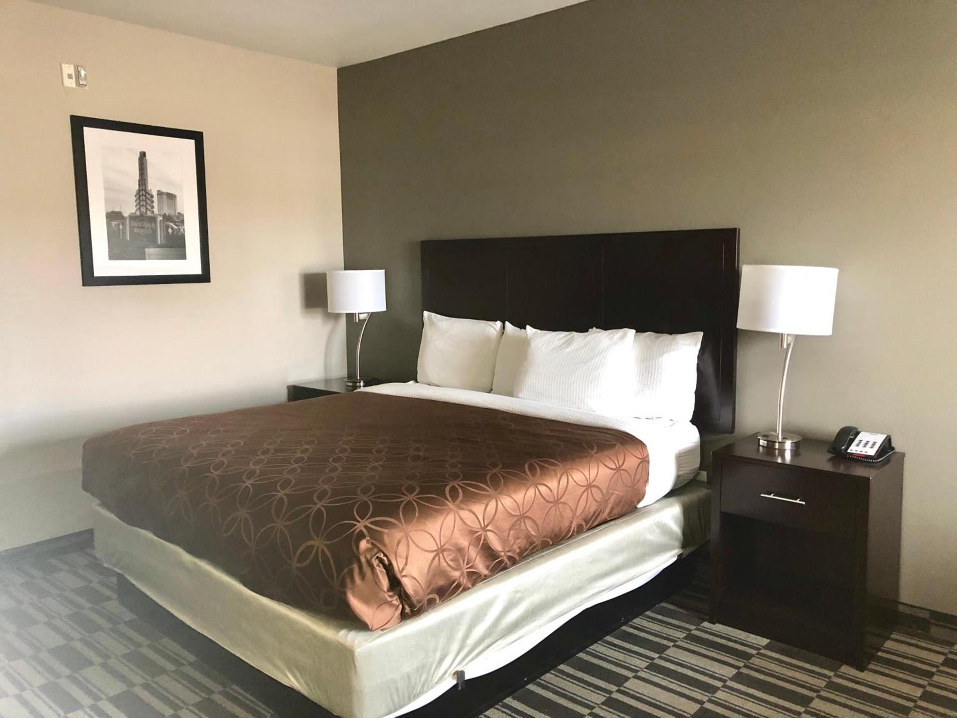 Catoosa Inn & Suites photo 32