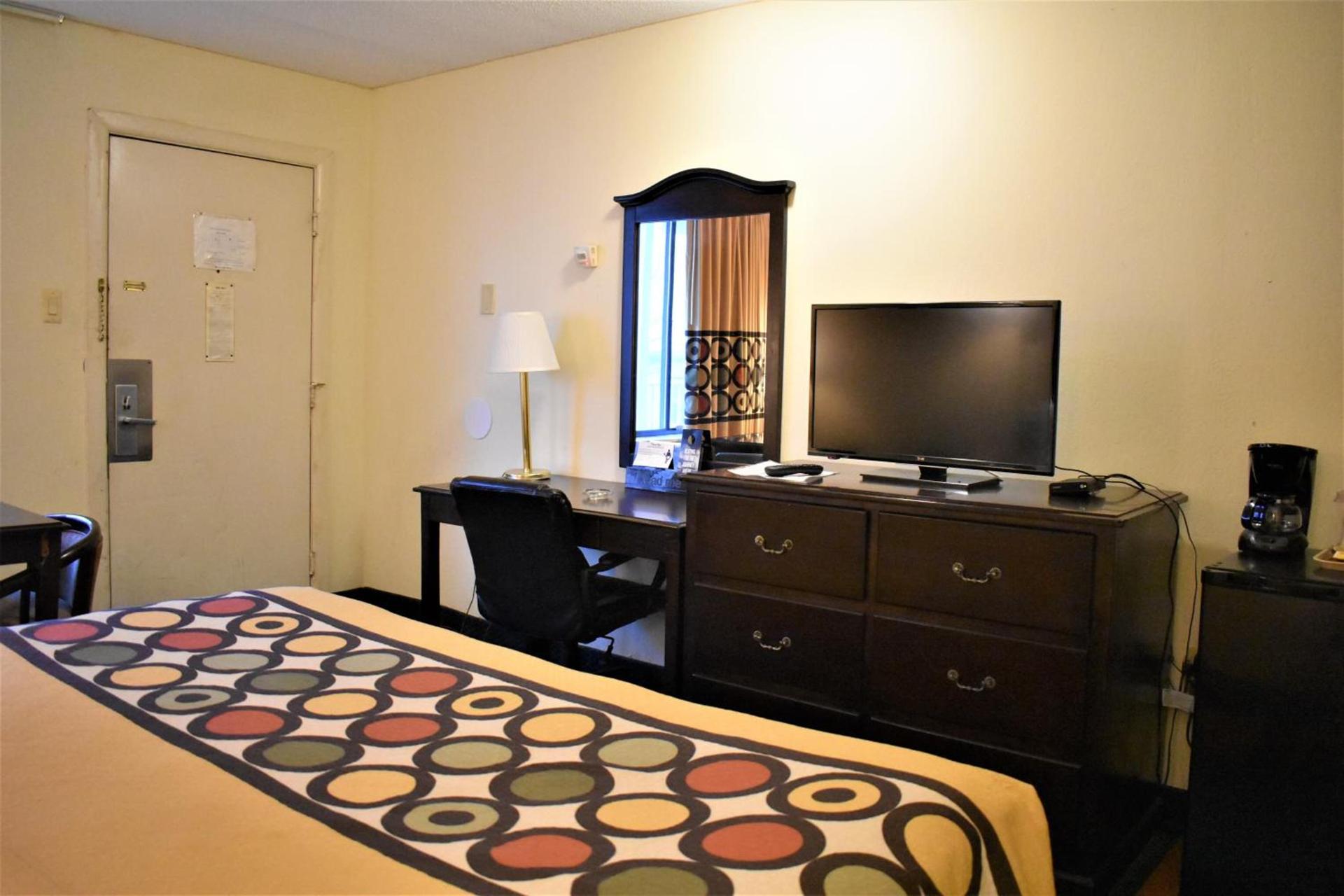 Super 8 by Wyndham Atlantic City photo 4