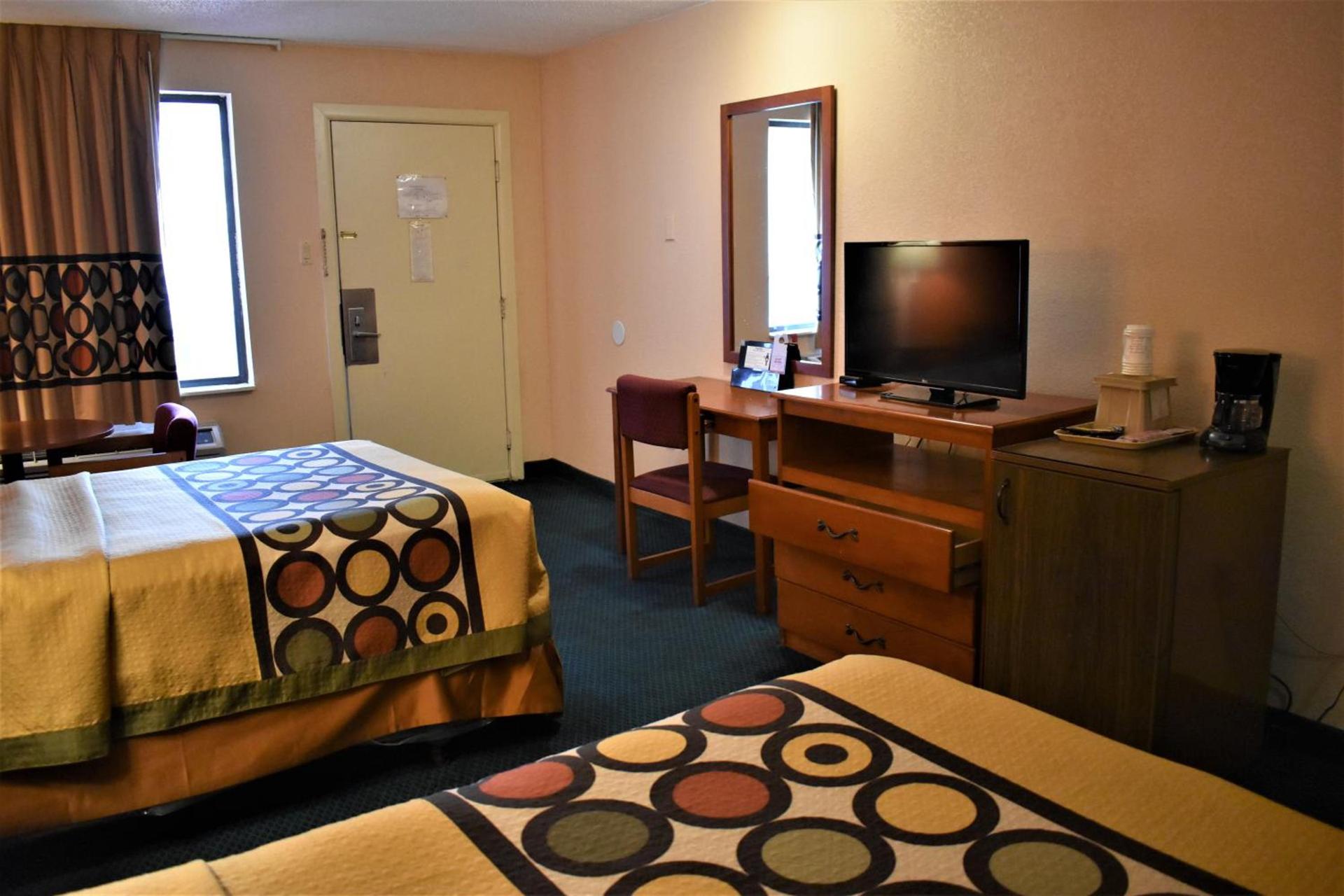 Super 8 by Wyndham Atlantic City photo 7