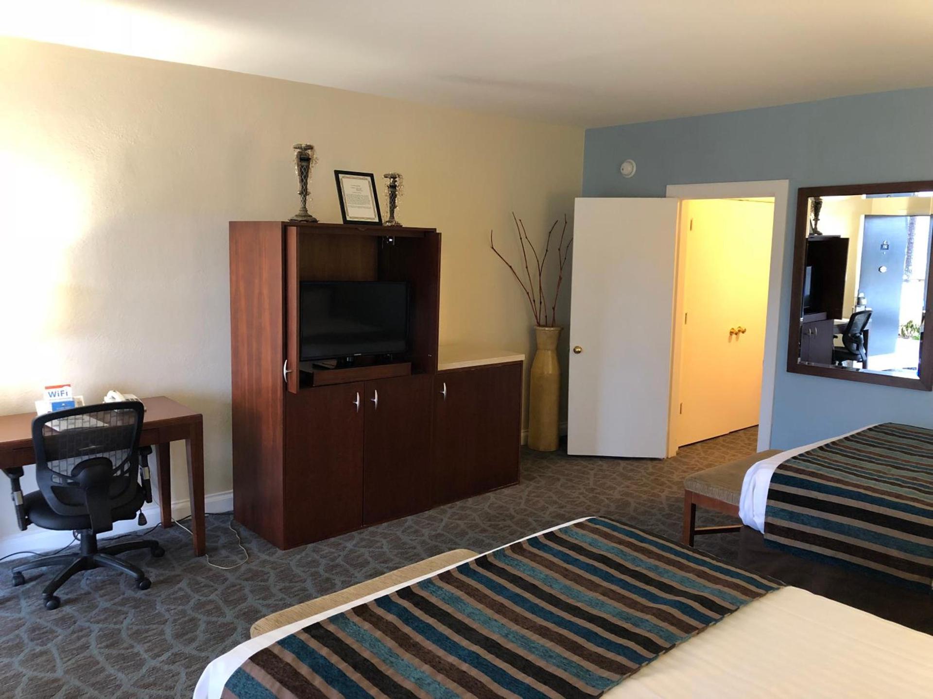 Days Inn by Wyndham Natchez photo 66