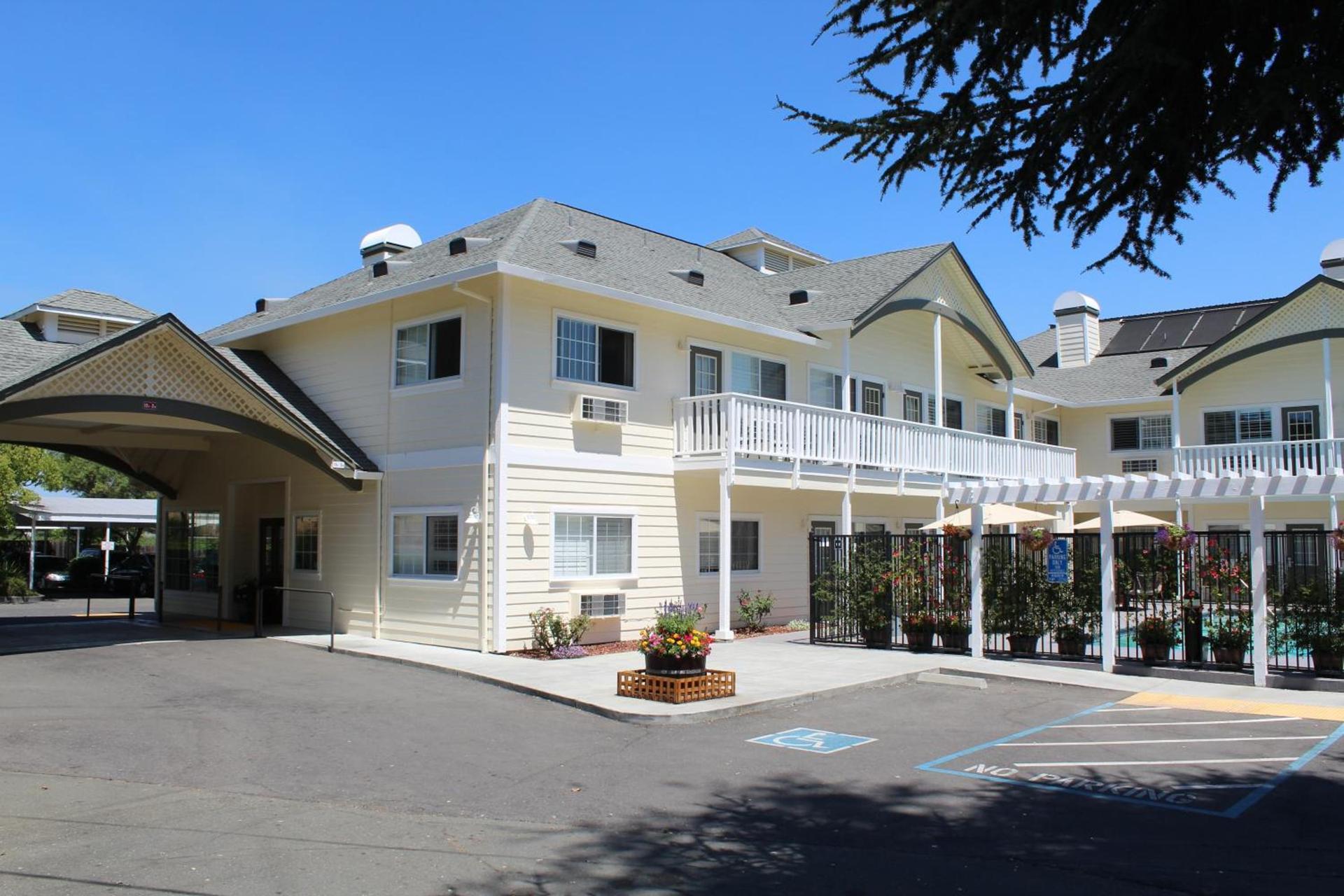 Geyserville Inn photo 15