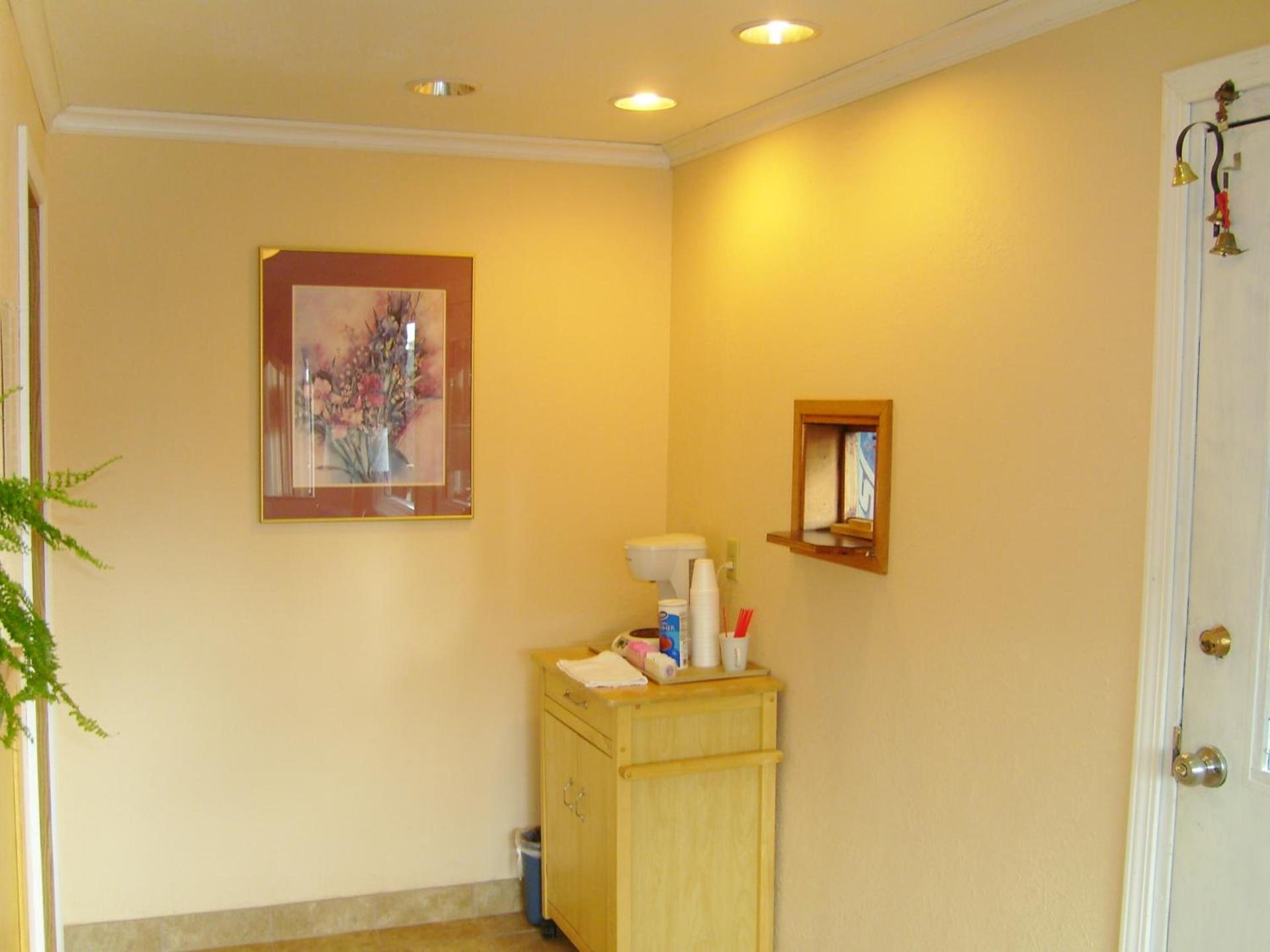 Stagecoach Inn photo 11