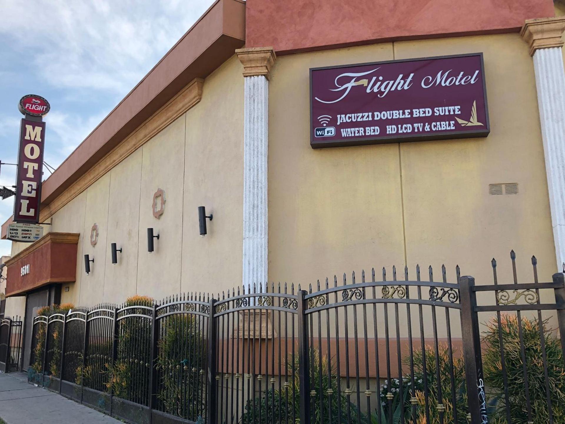 Flight Motel photo 14