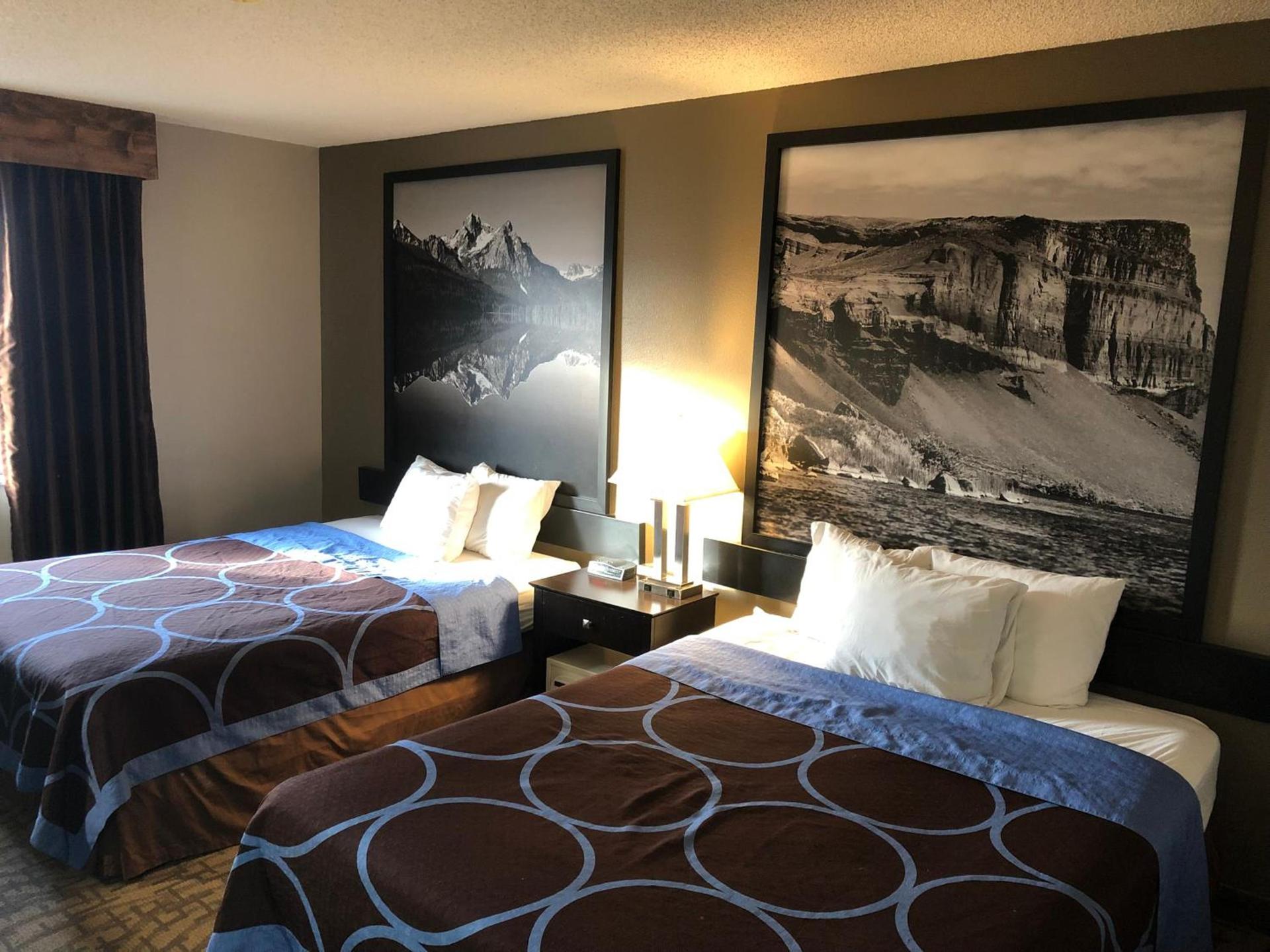 Super 8 by Wyndham Boise photo 18