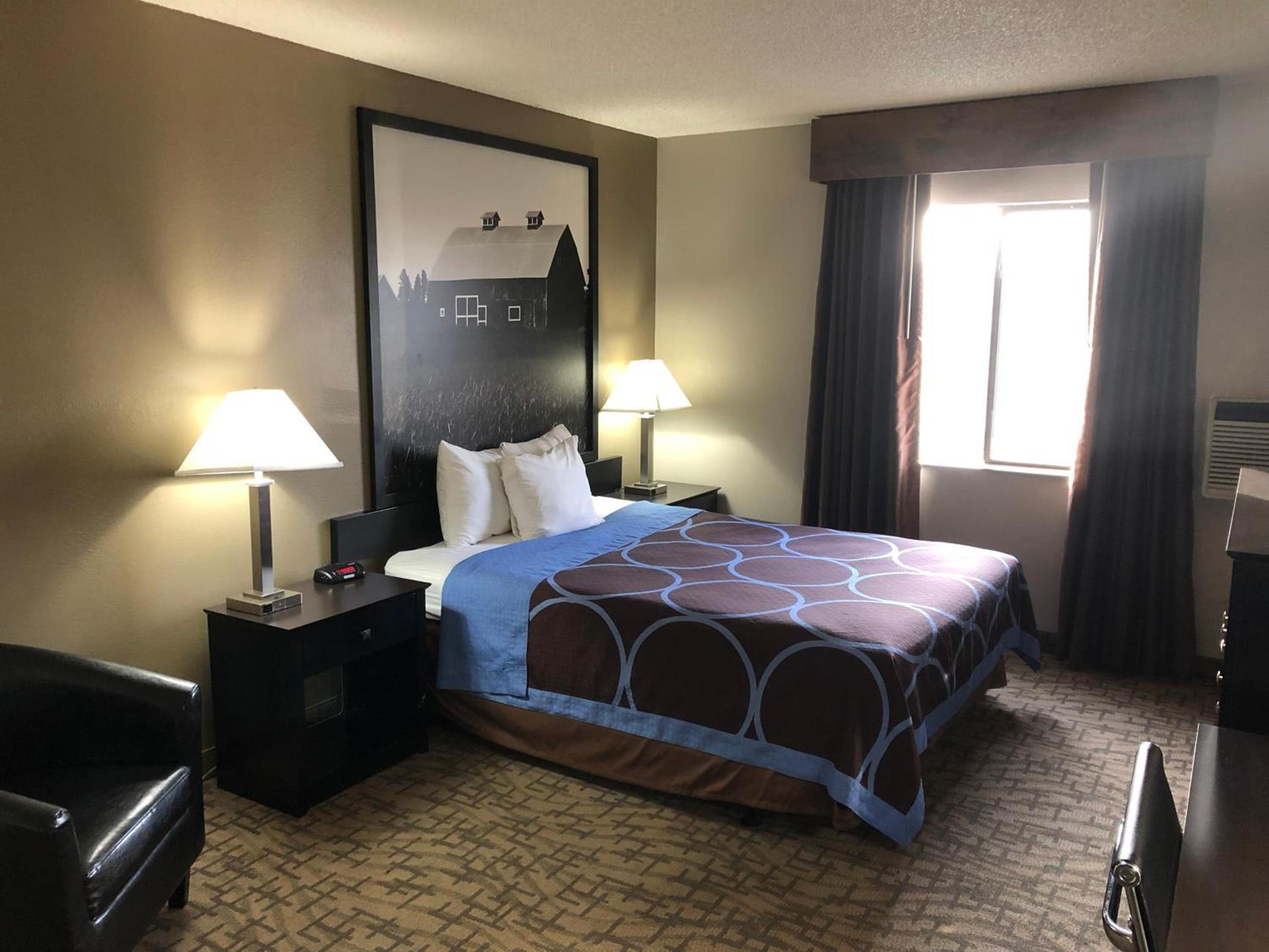 Super 8 by Wyndham Boise photo 21