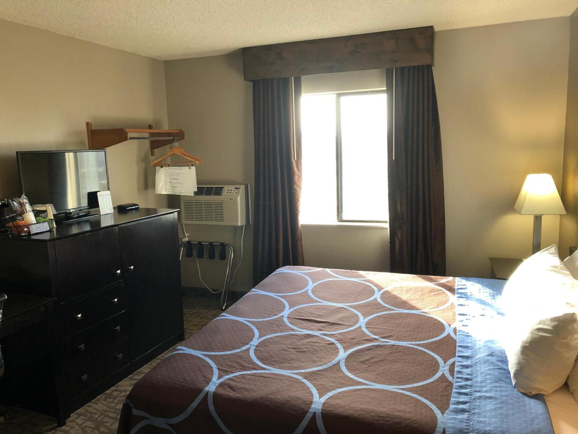 Super 8 by Wyndham Boise photo 23