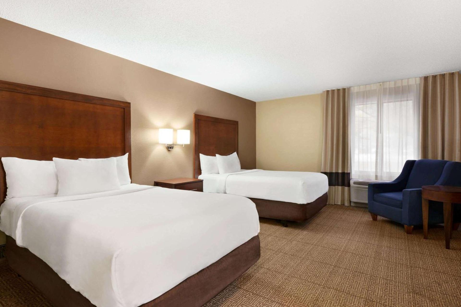 Baymont by Wyndham Rocky Mount photo 11