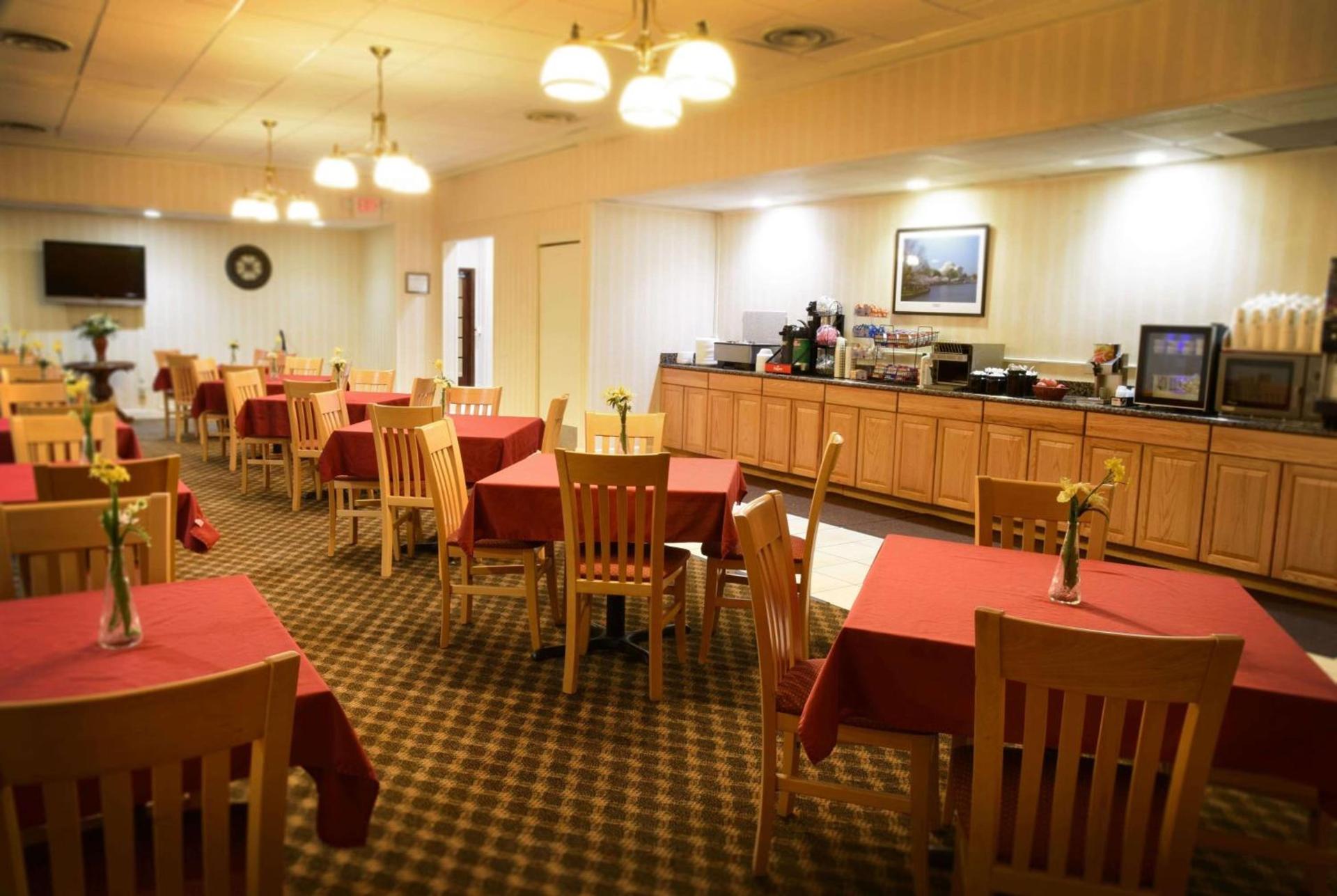 Ramada by Wyndham Triangle/Quantico photo 20