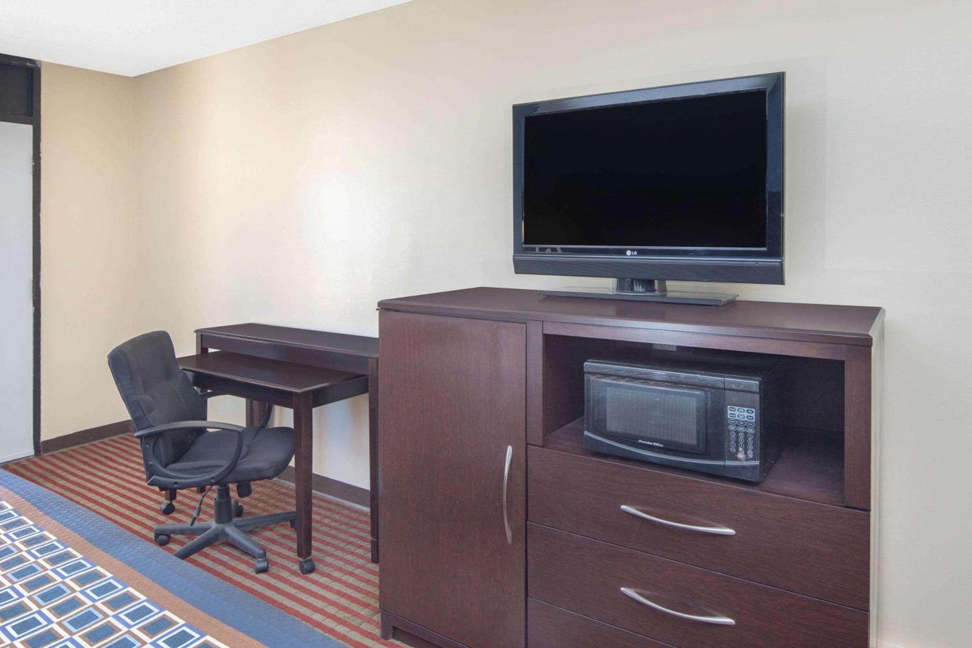Travelodge by Wyndham Savannah Area/Richmond Hill photo 44