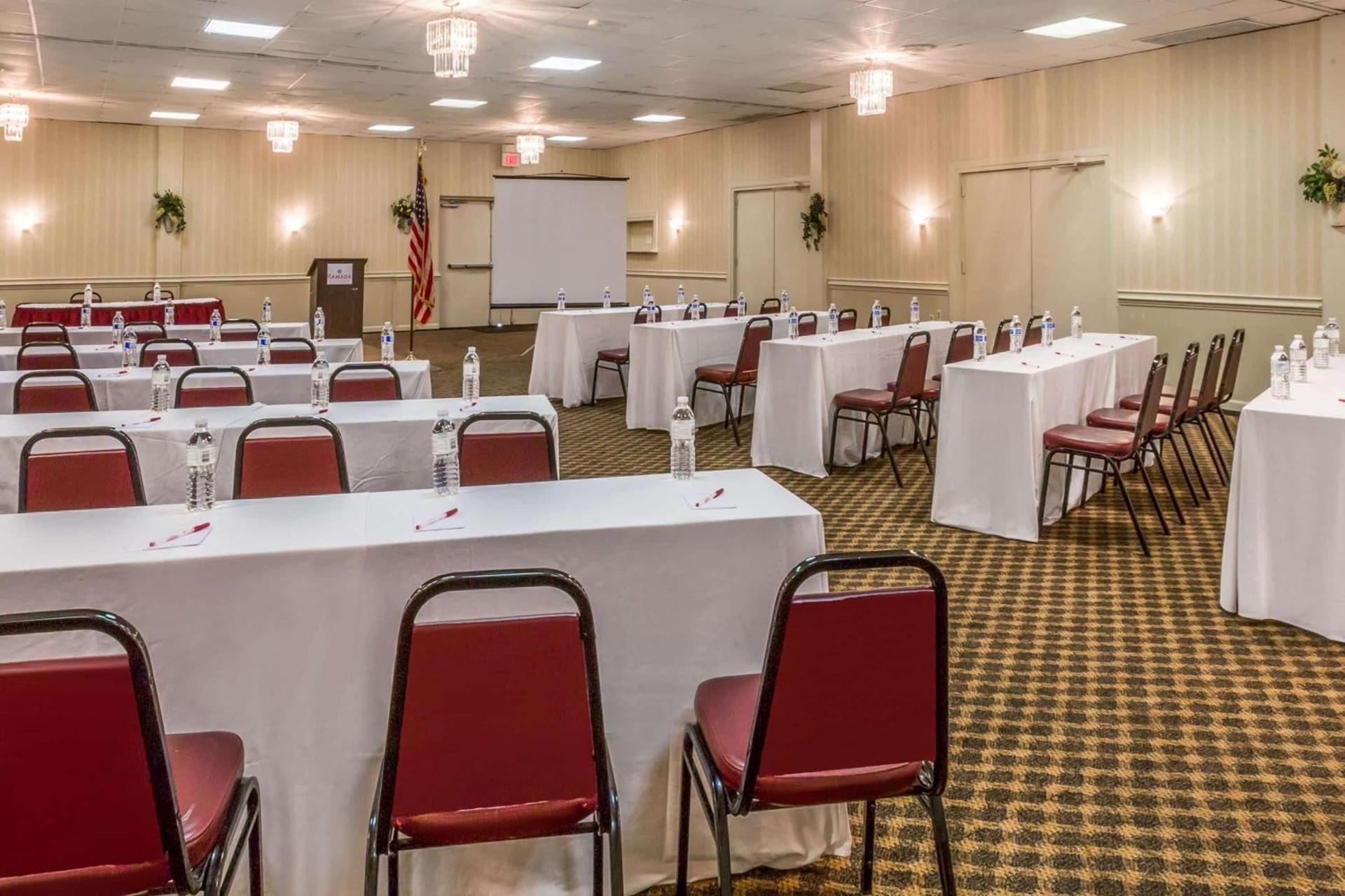 Ramada by Wyndham Triangle/Quantico photo 11