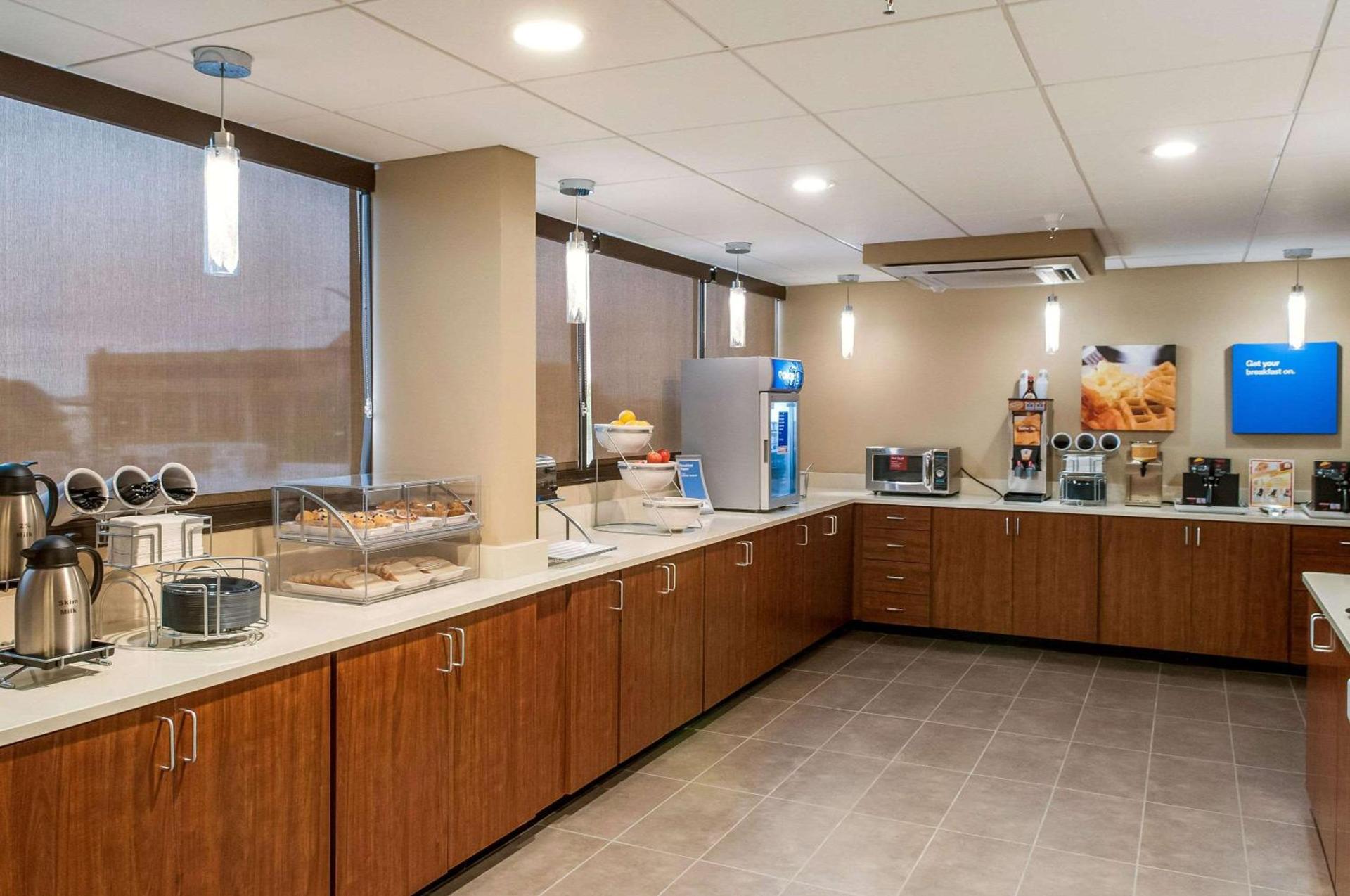 Comfort Inn & Suites At Copeland Tower photo 32