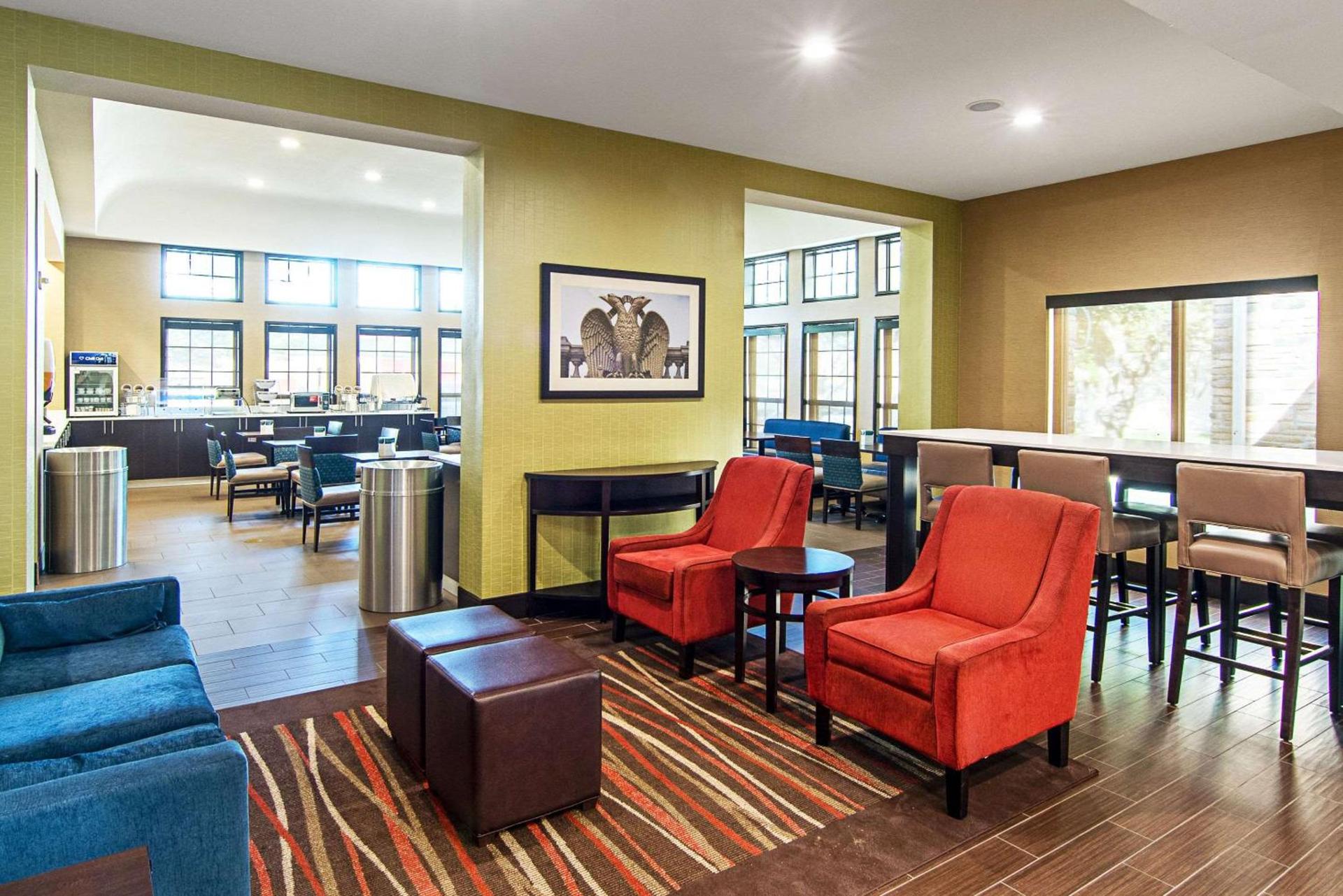 Comfort Suites NW Dallas Near Love Field photo 10