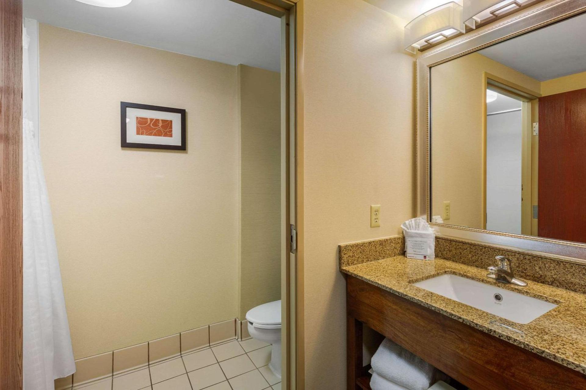 Comfort Suites Manassas Battlefield Park photo 17