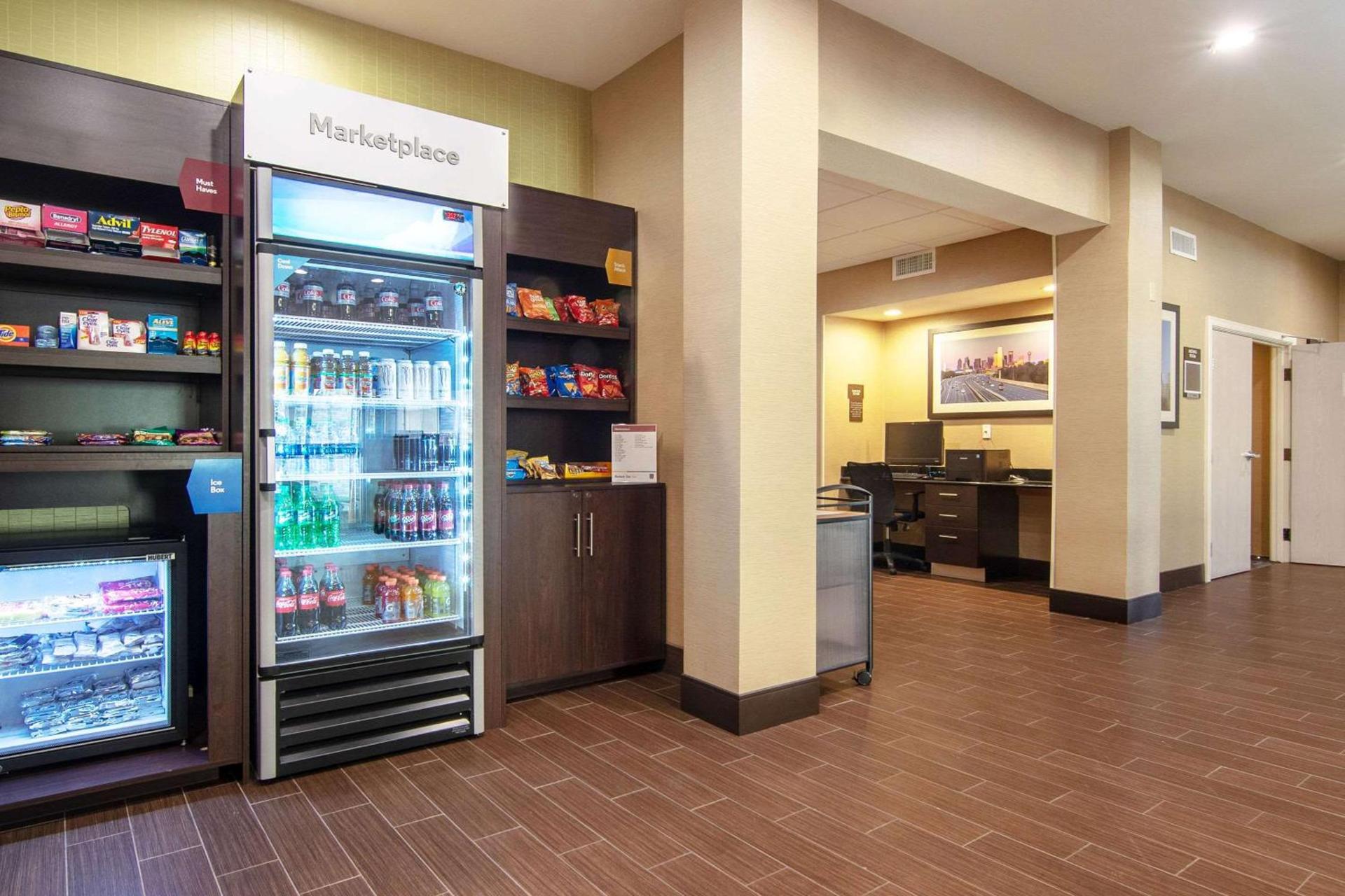 Comfort Suites NW Dallas Near Love Field photo 51