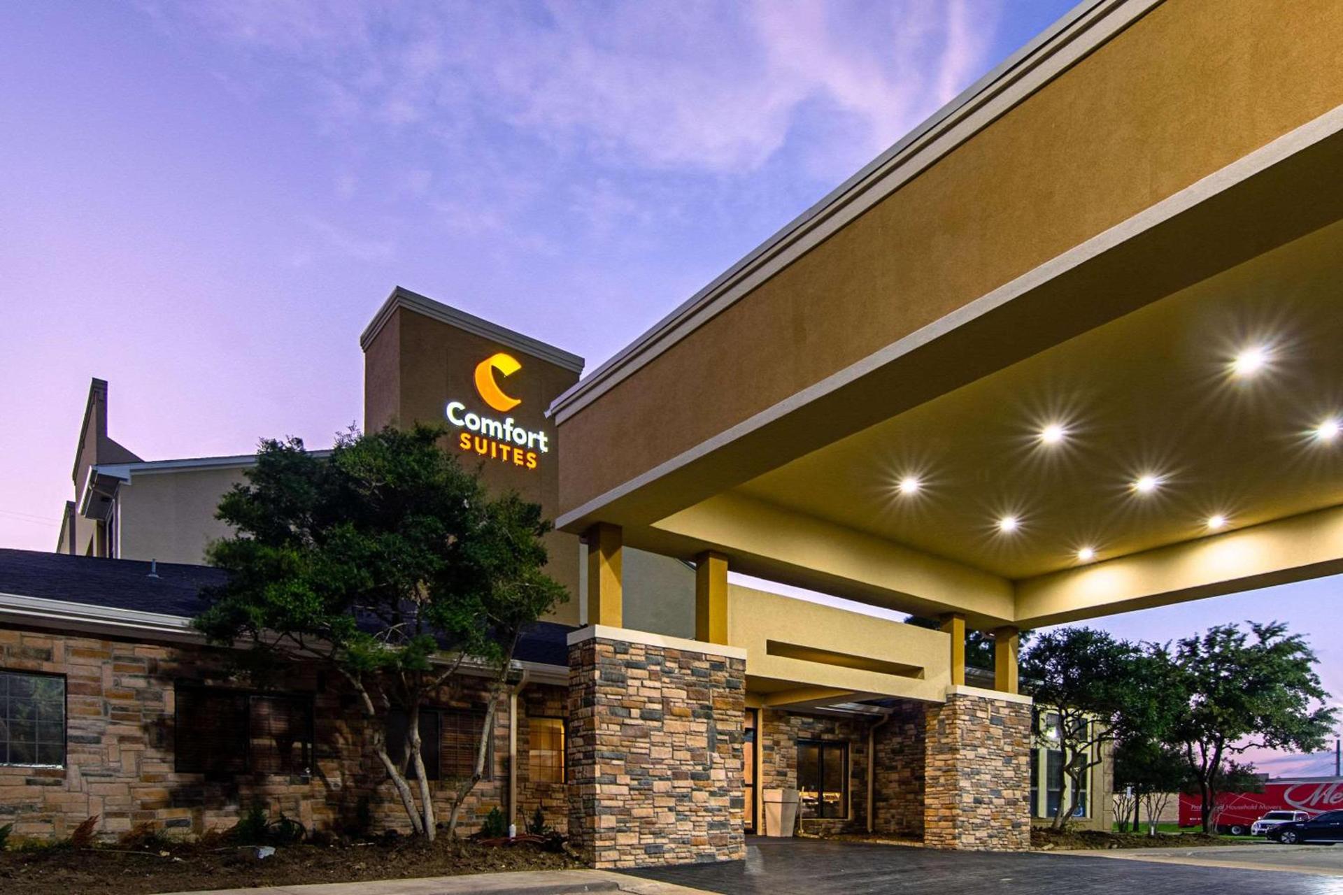 Comfort Suites NW Dallas Near Love Field photo 7