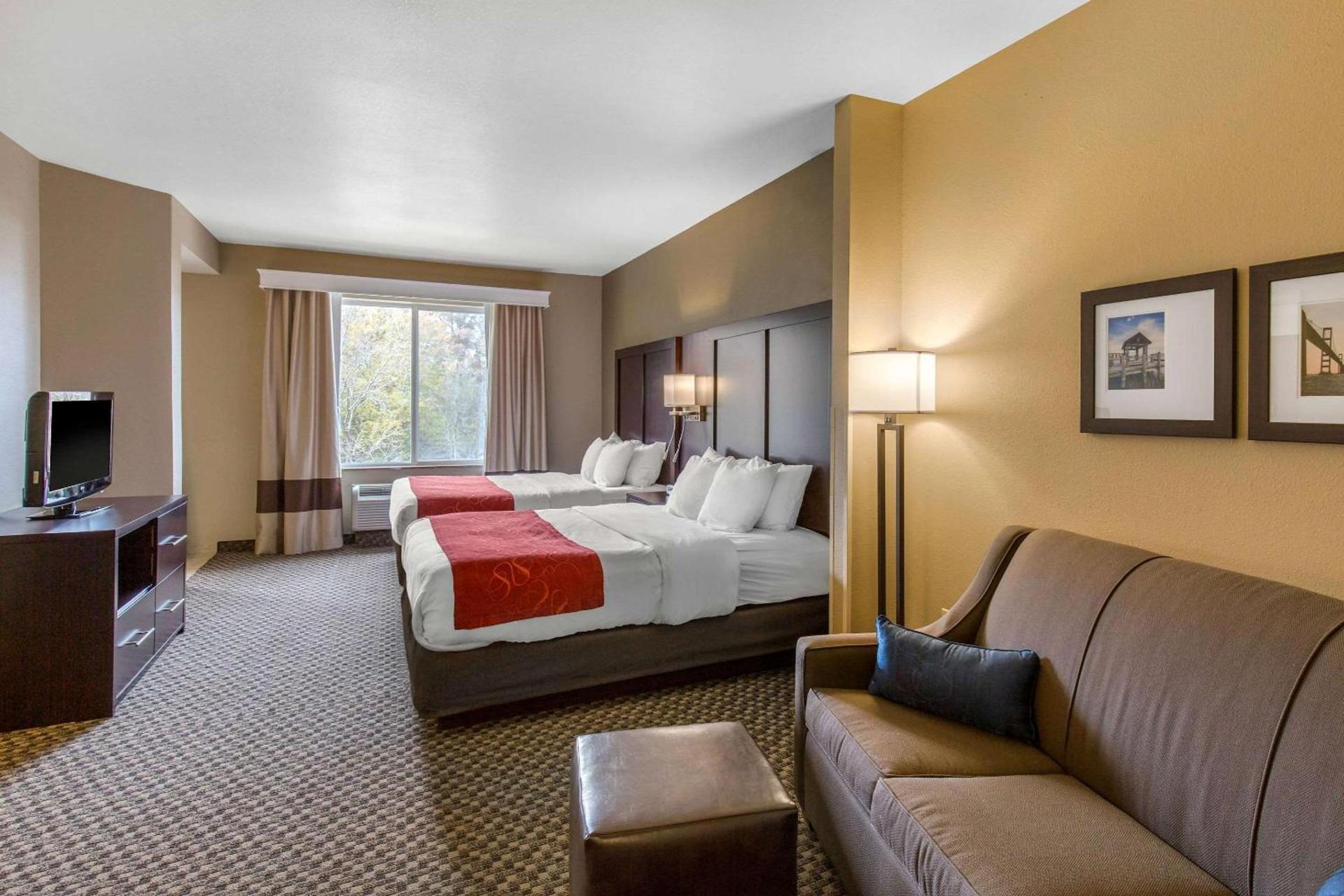 Comfort Suites Seaford photo 20