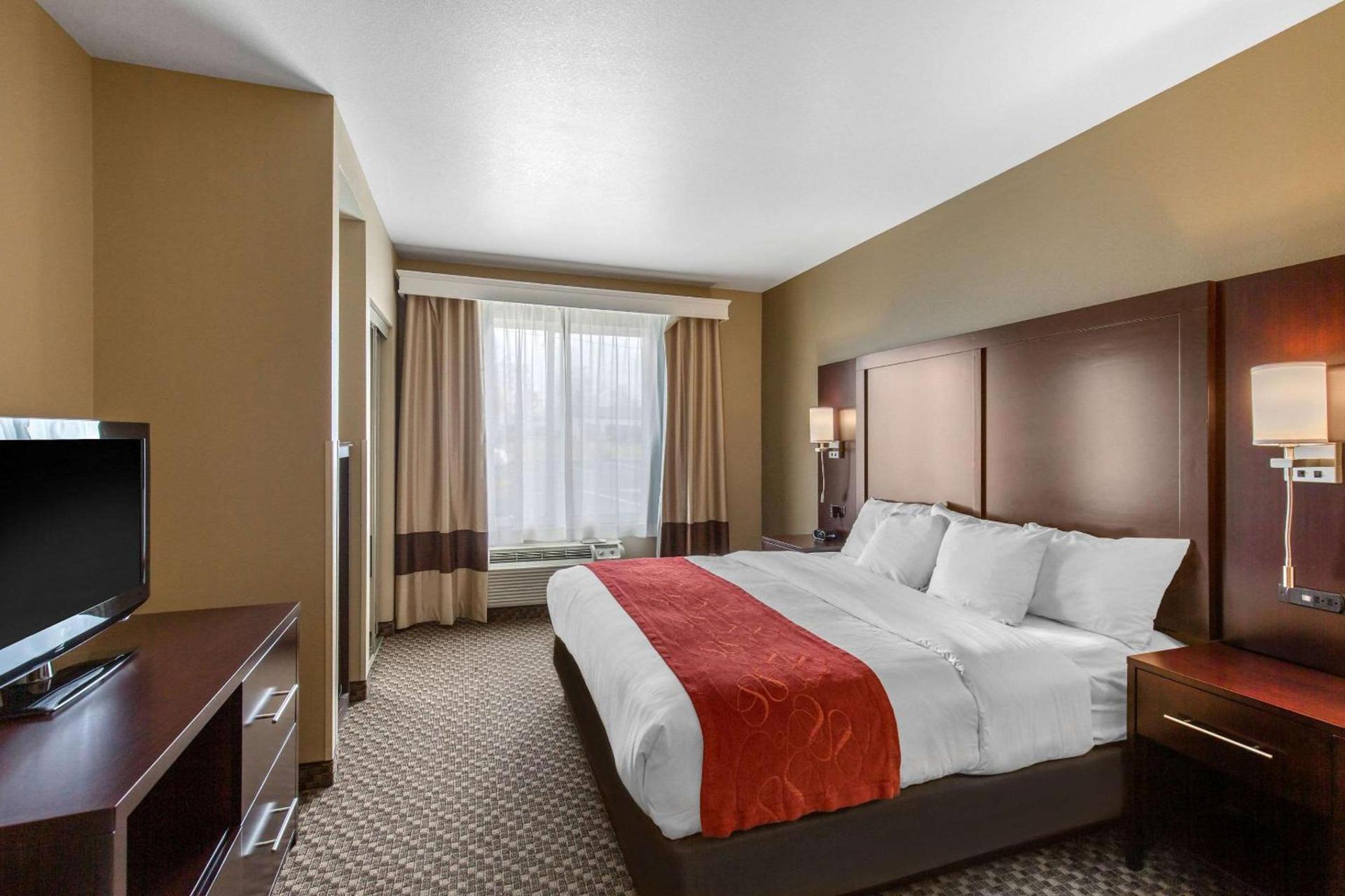 Comfort Suites Seaford photo 9