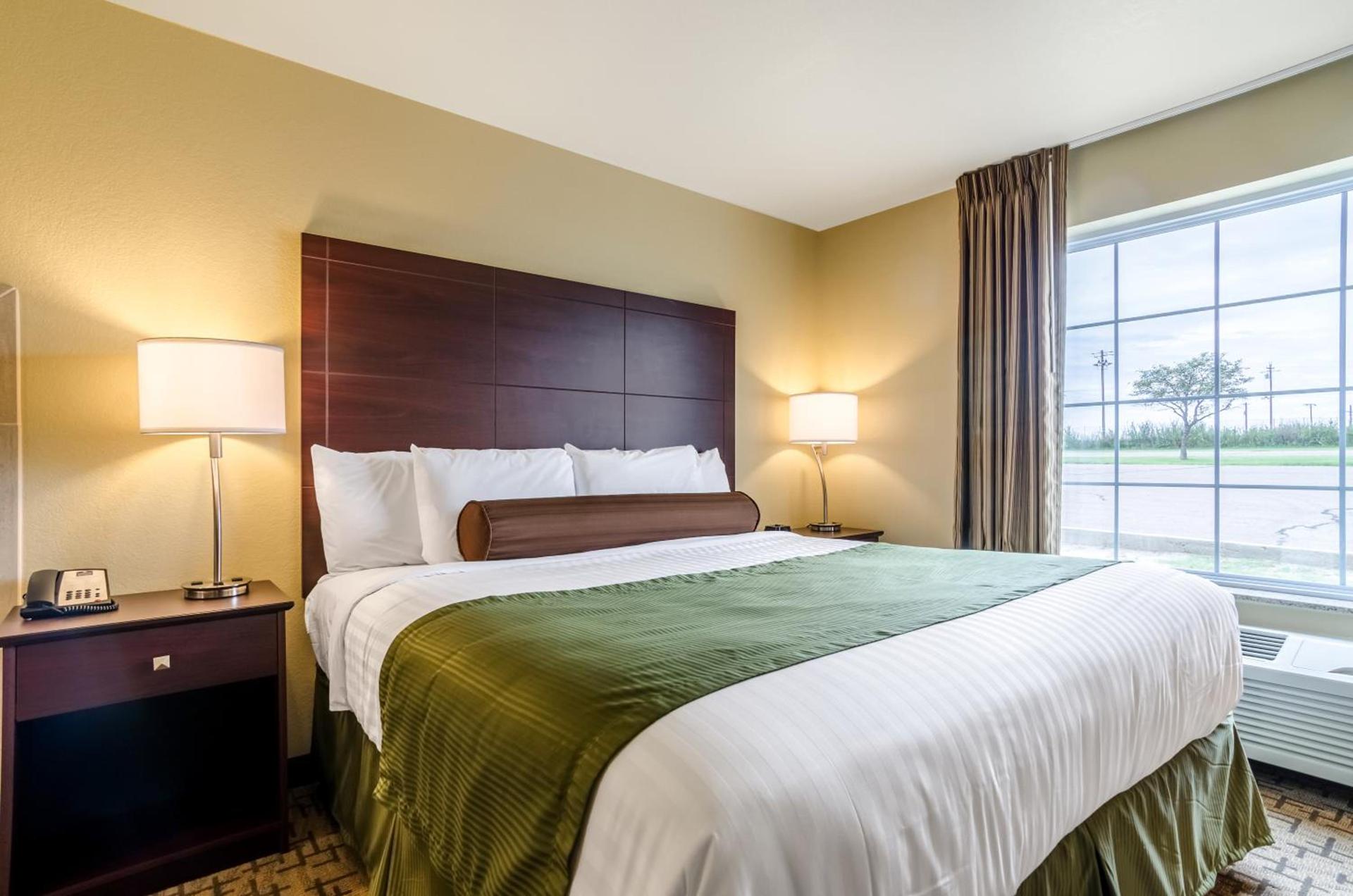 Cobblestone Inn & Suites - Oberlin photo 5