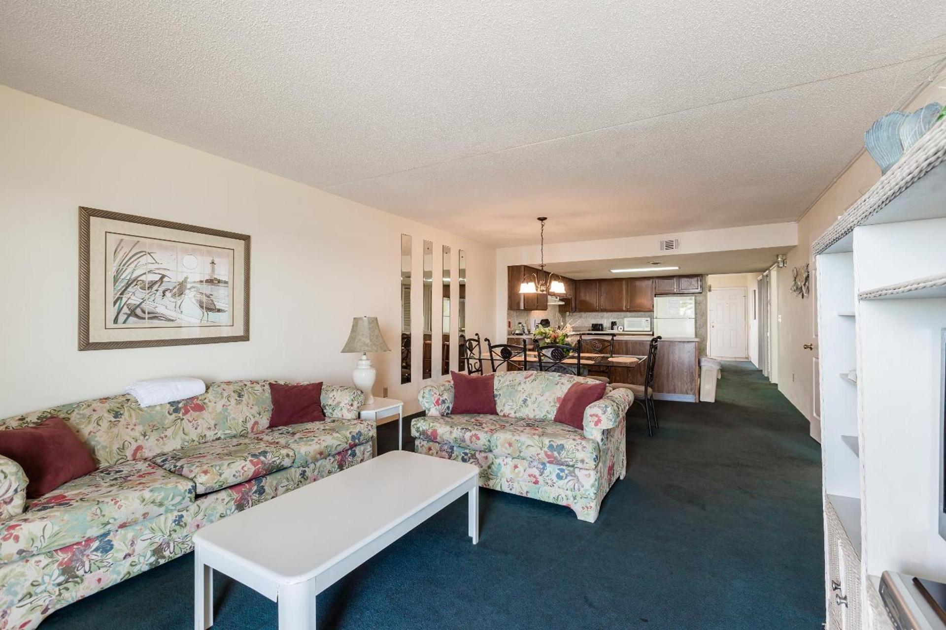 Ocean Towers Resort photo 31