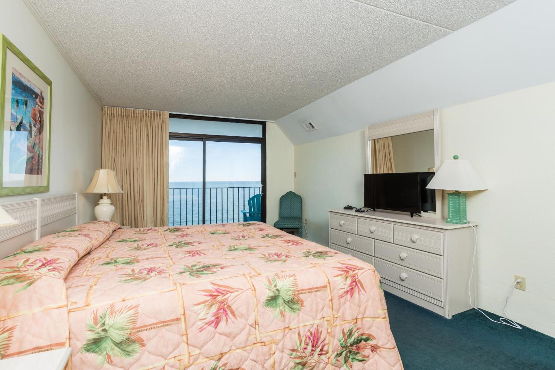 Ocean Towers Resort photo 10