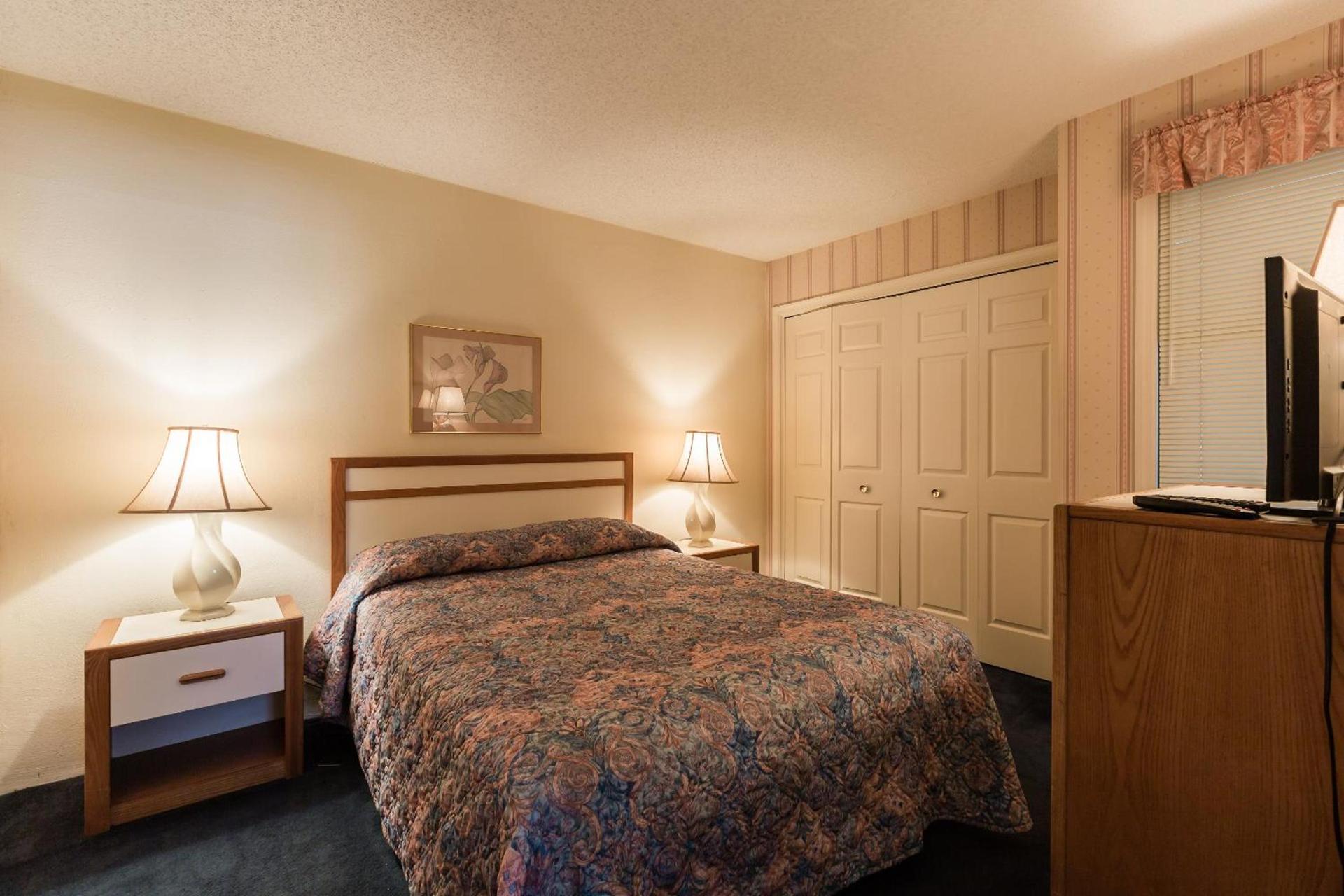 Ocean Towers Resort photo 14