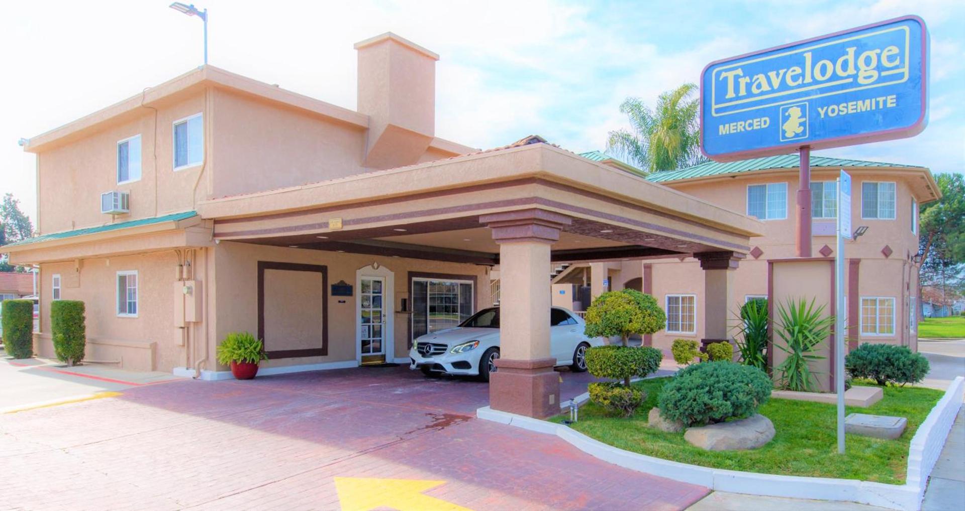 Signature Inn Merced Yosemite Parkway photo 2