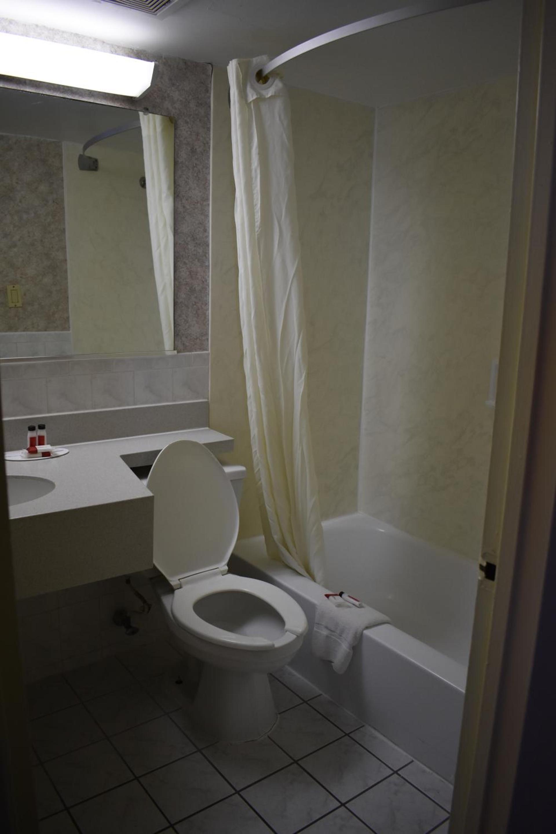 Super 8 by Wyndham Atlantic City photo 20